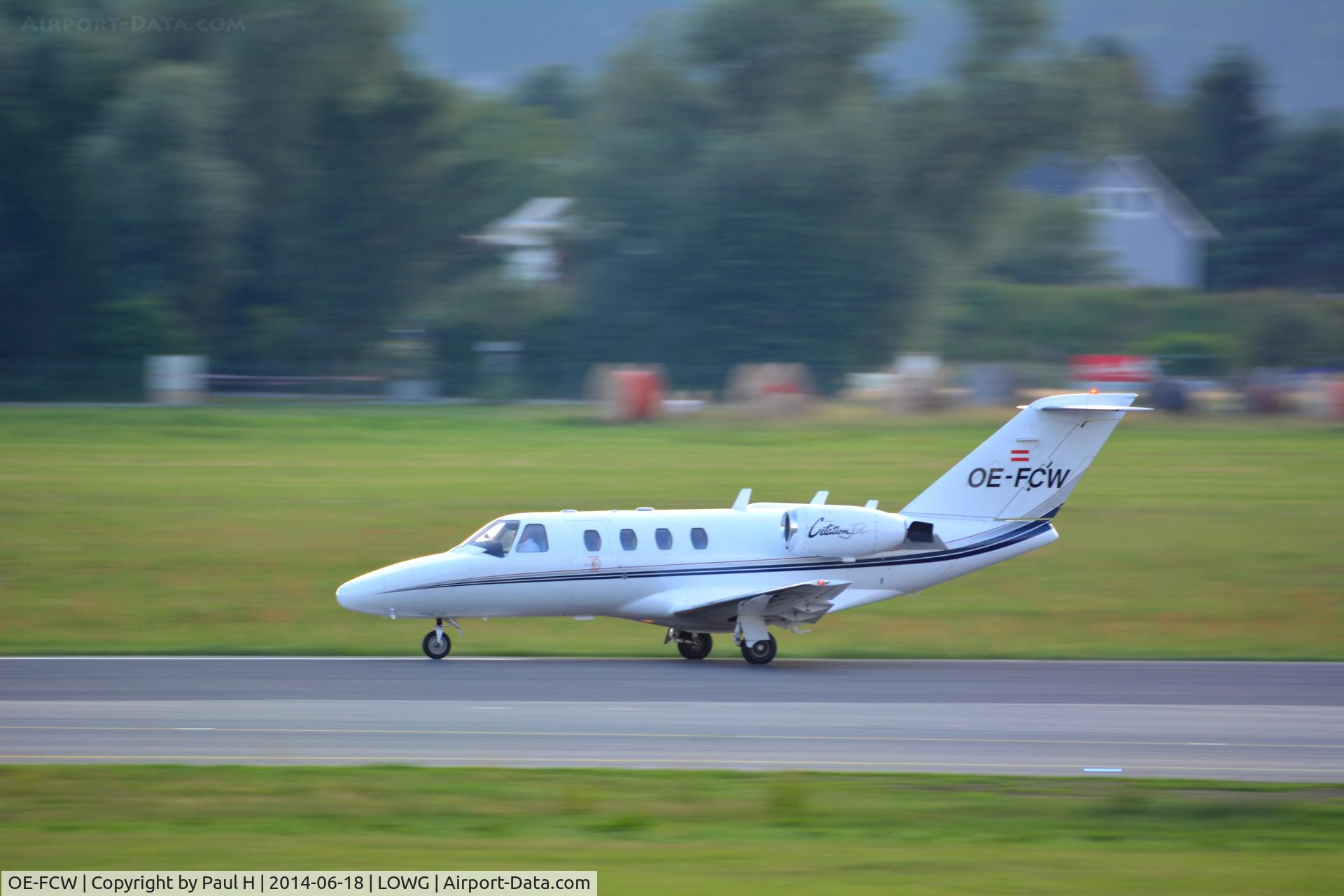 OE-FCW, 1998 Cessna 525 CitationJet CJ1 C/N 525-0292, Take-off