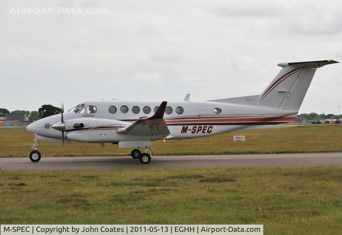 M-SPEC, 2014 Beech Super King Air 350i C/N FL-970, Taxiing