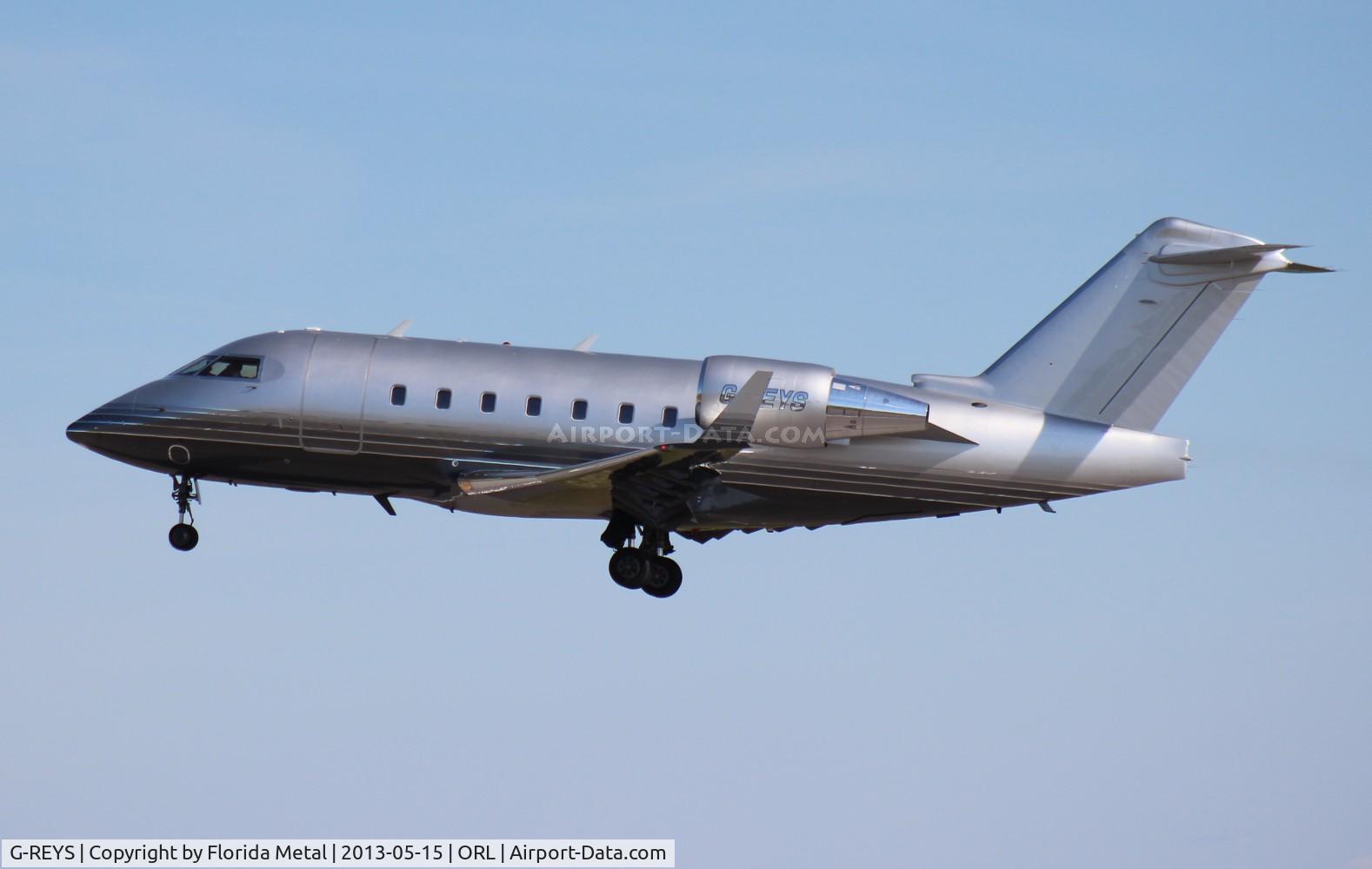 G-REYS, 2000 Bombardier Challenger 604 (CL-600-2B16) C/N 5467, Challenger 604