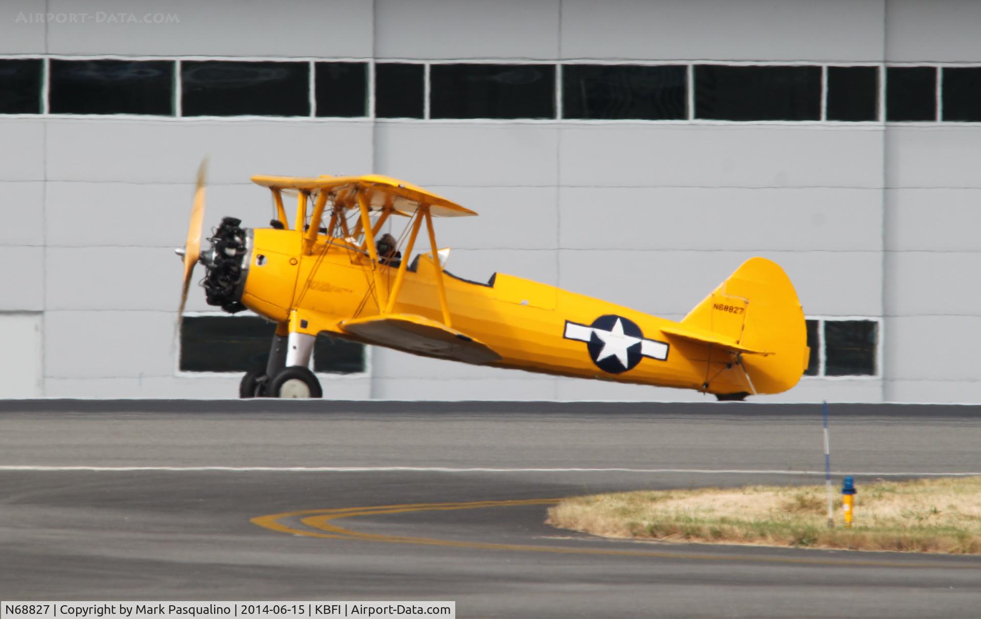 N68827, 1942 Boeing A75N1(PT17) C/N 75-5701, Stearman