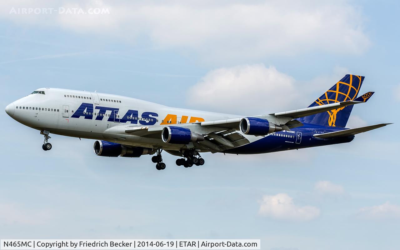 N465MC, 1990 Boeing 747-446 C/N 24784, on final RW26