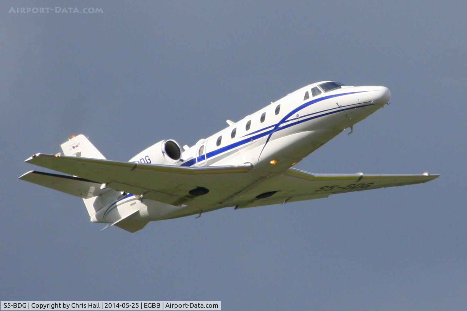 S5-BDG, 2001 Cessna 560XL Citation C/N 560-5215, Linxair