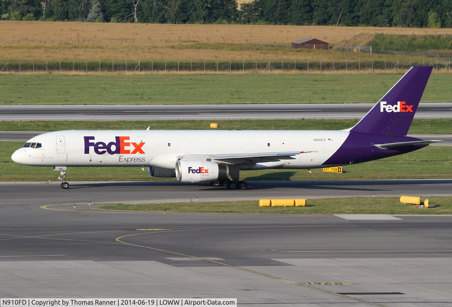 N910FD, 1991 Boeing 757-236 C/N 25054, FedEx B757
