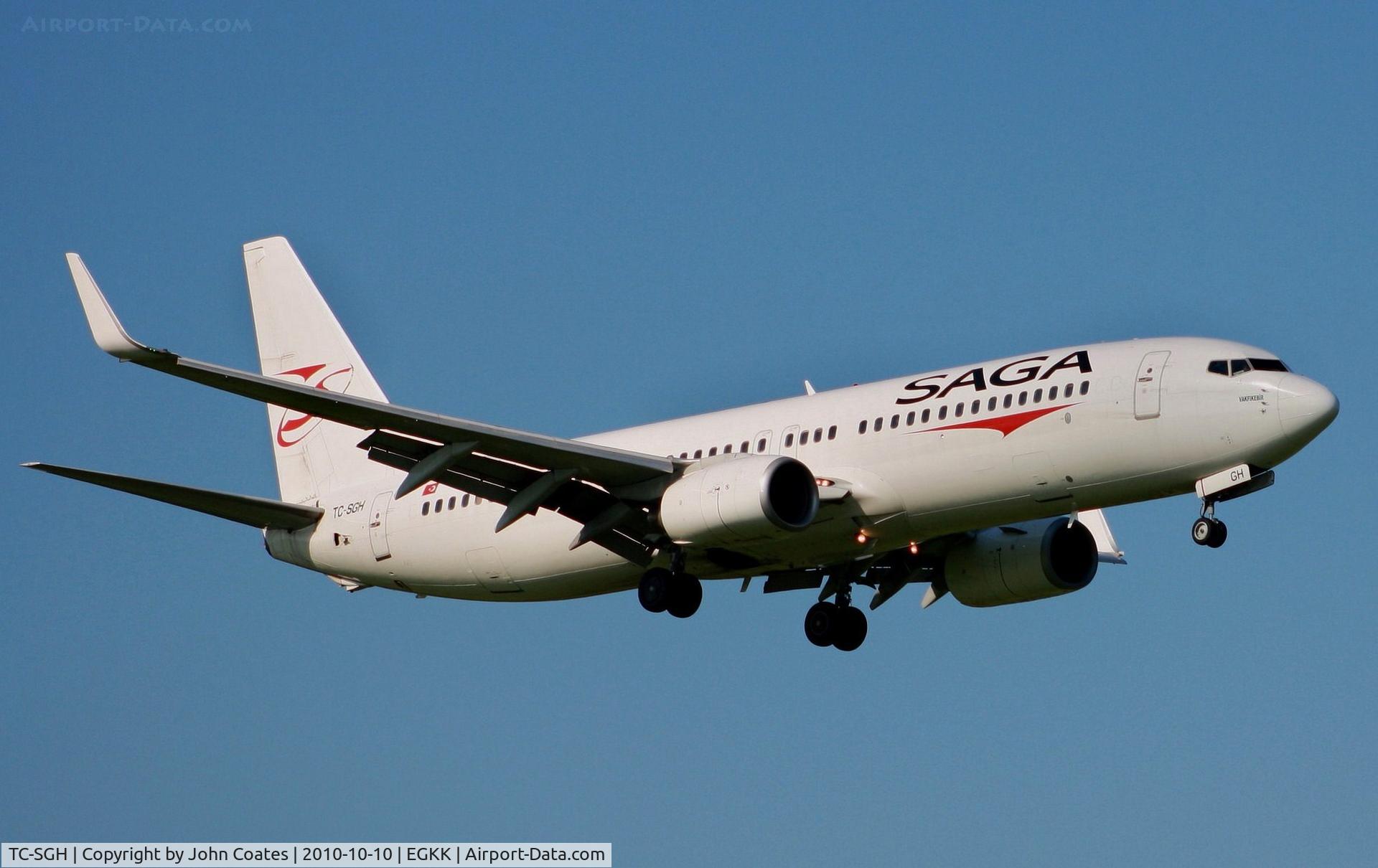 TC-SGH, 1998 Boeing 737-86J C/N 28068, Finals 08