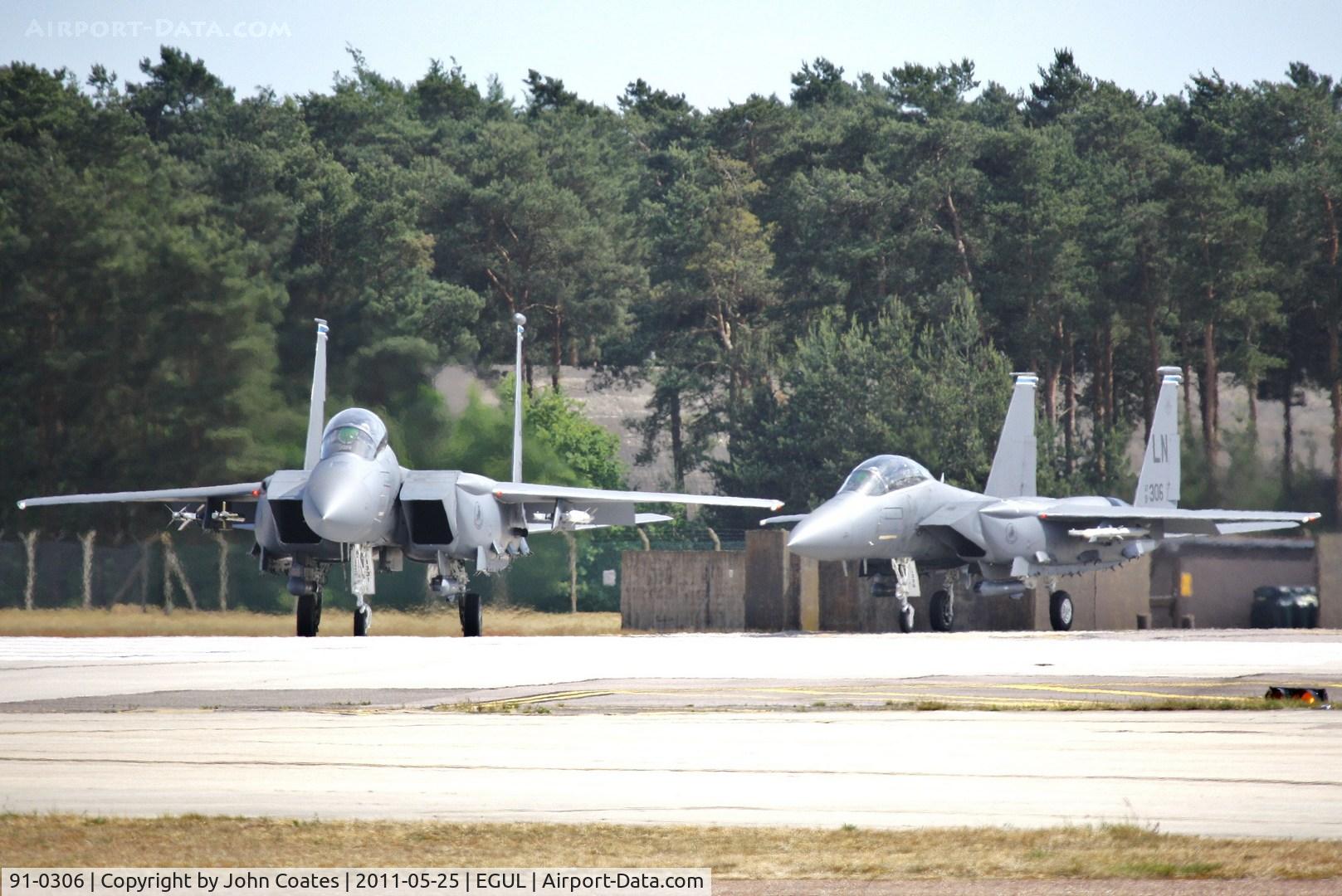 91-0306, 1991 McDonnell Douglas F-15E Strike Eagle C/N 1213/E171, Taxiing with 91-0331