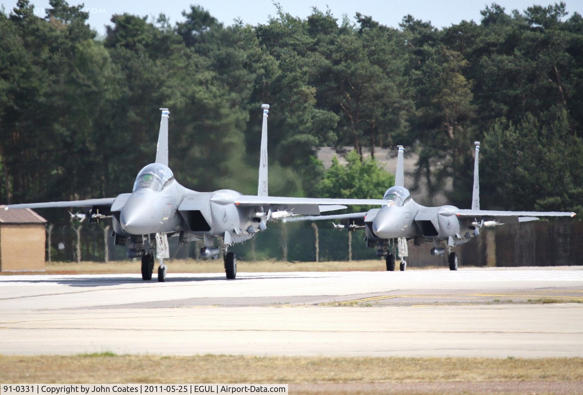 91-0331, 1991 McDonnell Douglas F-15E Strike Eagle C/N 1238/E196, Taxiing with 91-0306