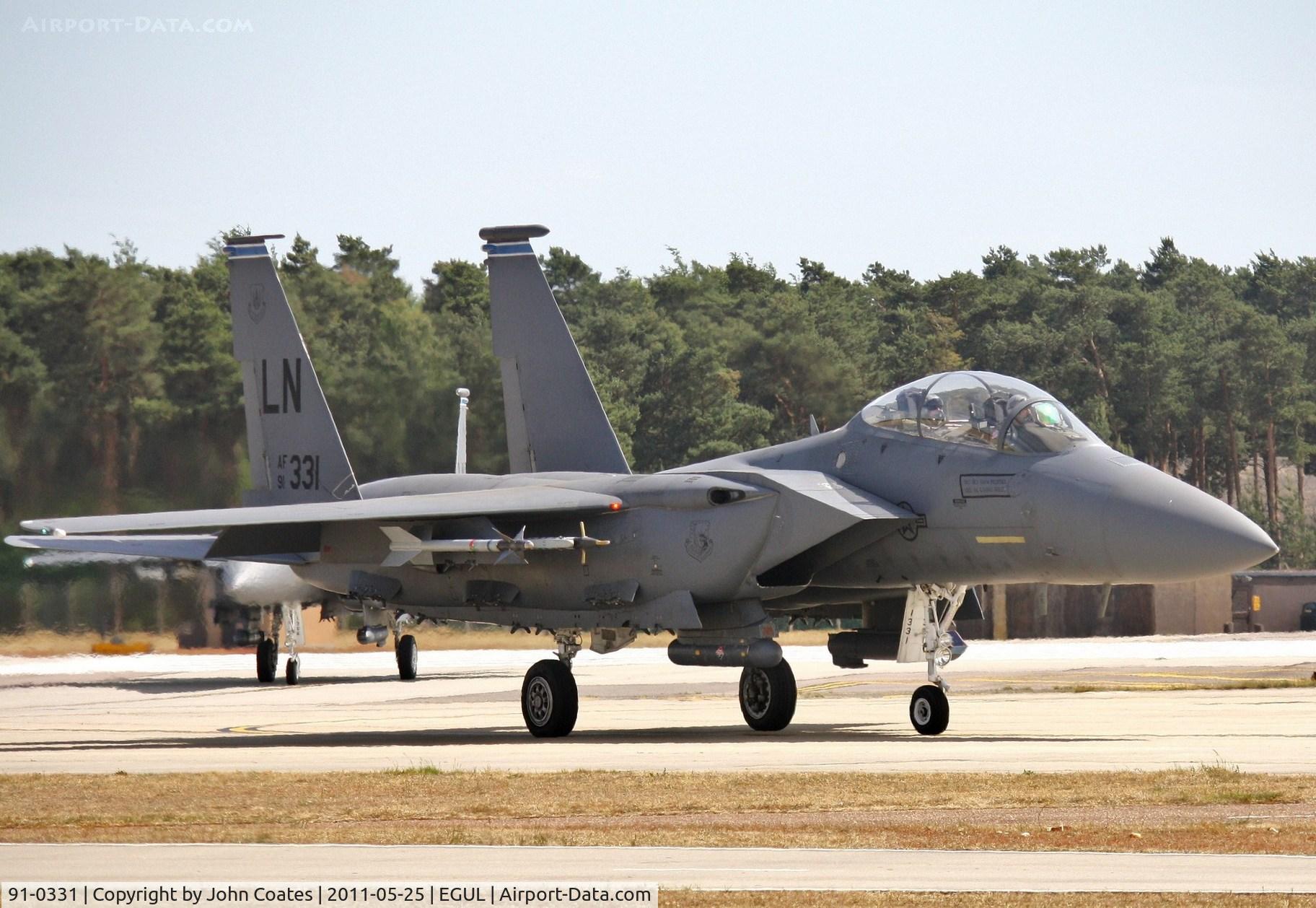 91-0331, 1991 McDonnell Douglas F-15E Strike Eagle C/N 1238/E196, Taxiing out