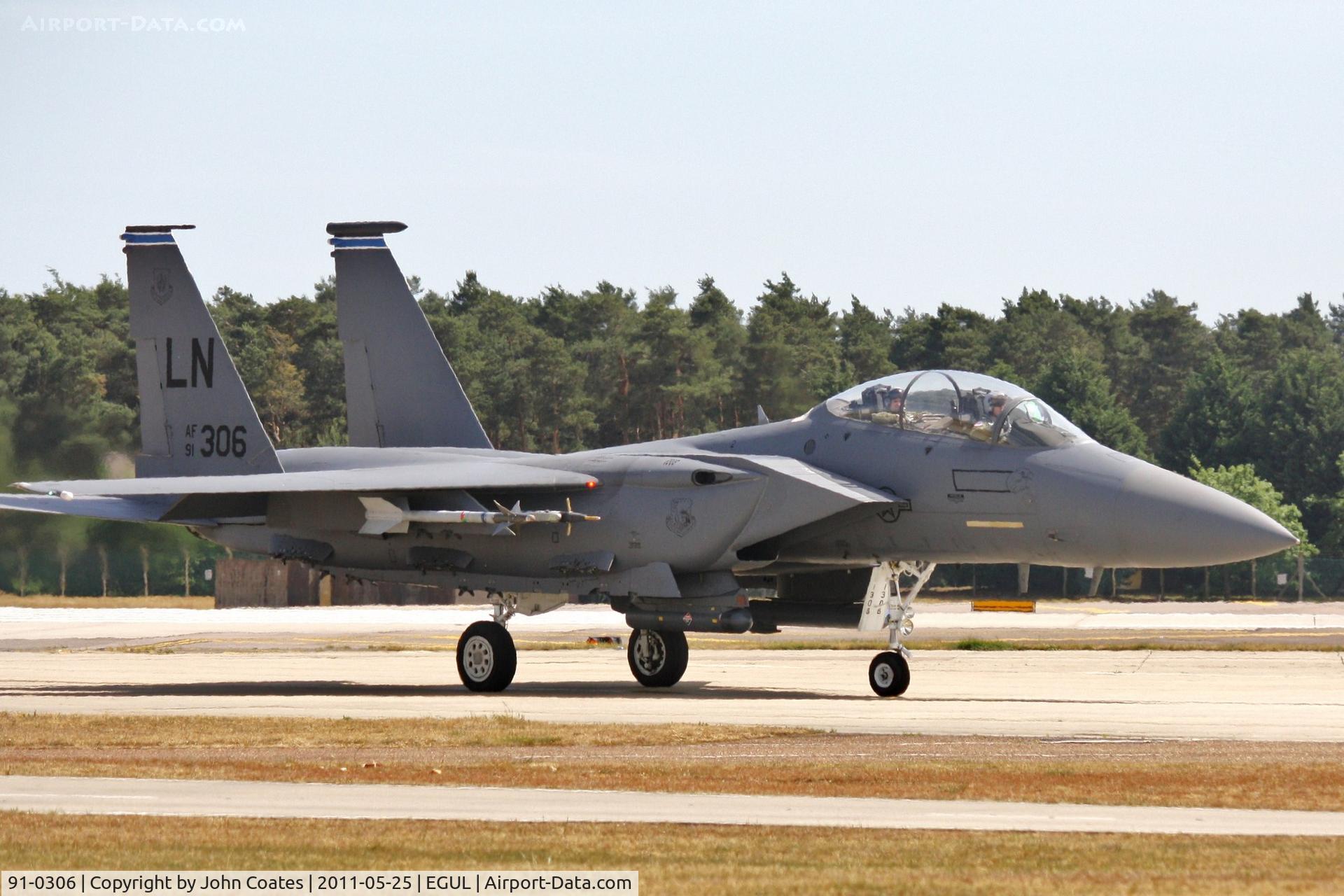 91-0306, 1991 McDonnell Douglas F-15E Strike Eagle C/N 1213/E171, Taxiing out