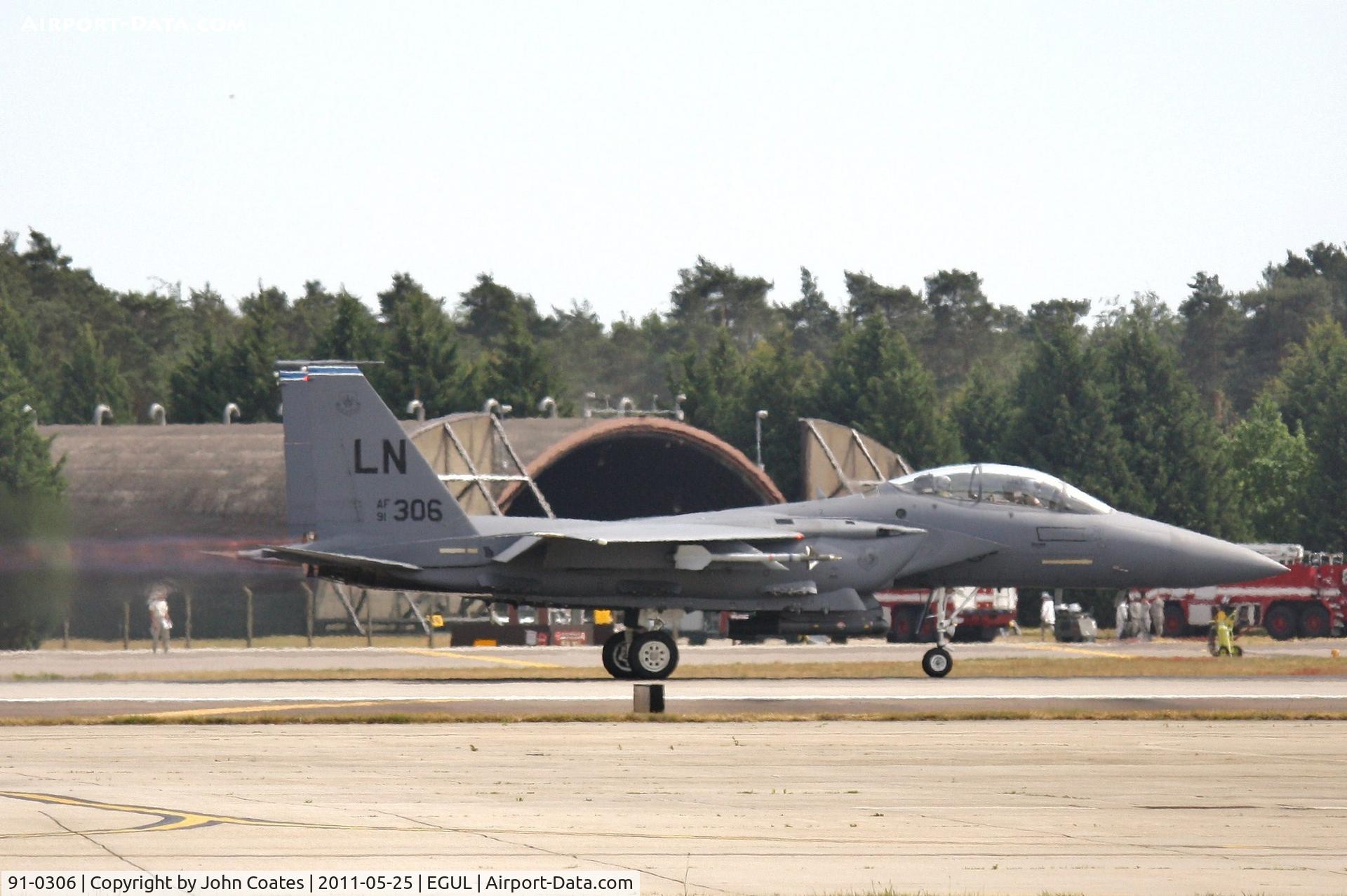 91-0306, 1991 McDonnell Douglas F-15E Strike Eagle C/N 1213/E171, Departing