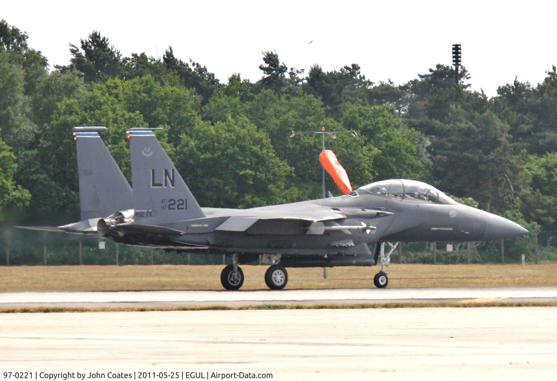 97-0221, 1997 McDonnell Douglas F-15E Strike Eagle C/N 1359/E220, Departing
