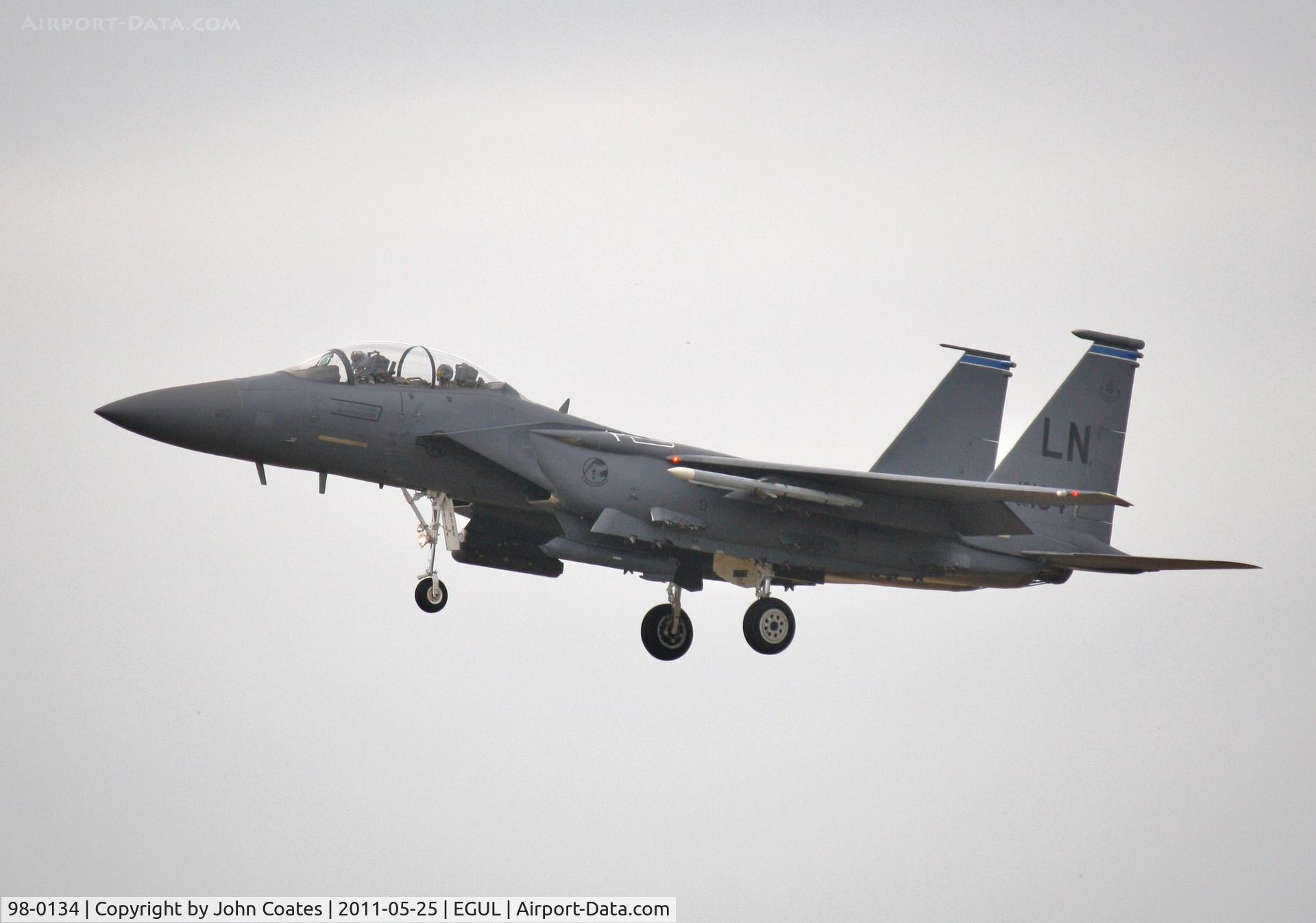 98-0134, 1998 McDonnell Douglas F-15E Strike Eagle C/N 1364/E225, Landing