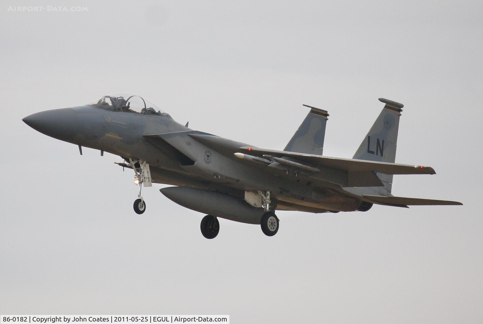 86-0182, 1986 McDonnell Douglas F-15D Eagle C/N 0994/D062, Landing