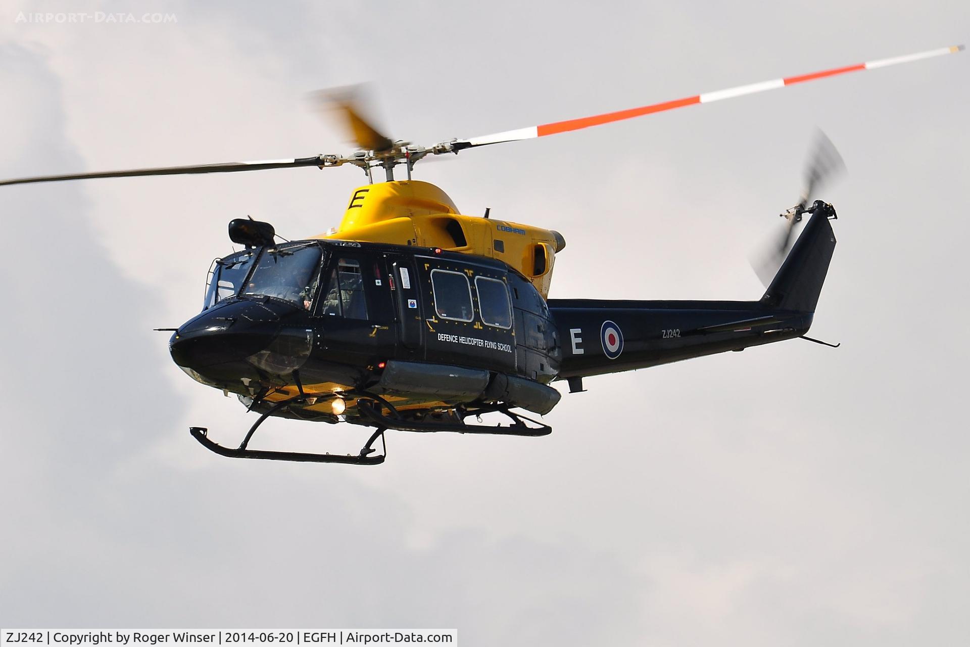 ZJ242, 1994 Bell 412EP Griffin HT1 C/N 36095, Griffin helicopter coded E of 60(R) Squadron RAF fast and low flyby. Previously registered G-BXDK and N2291Q.