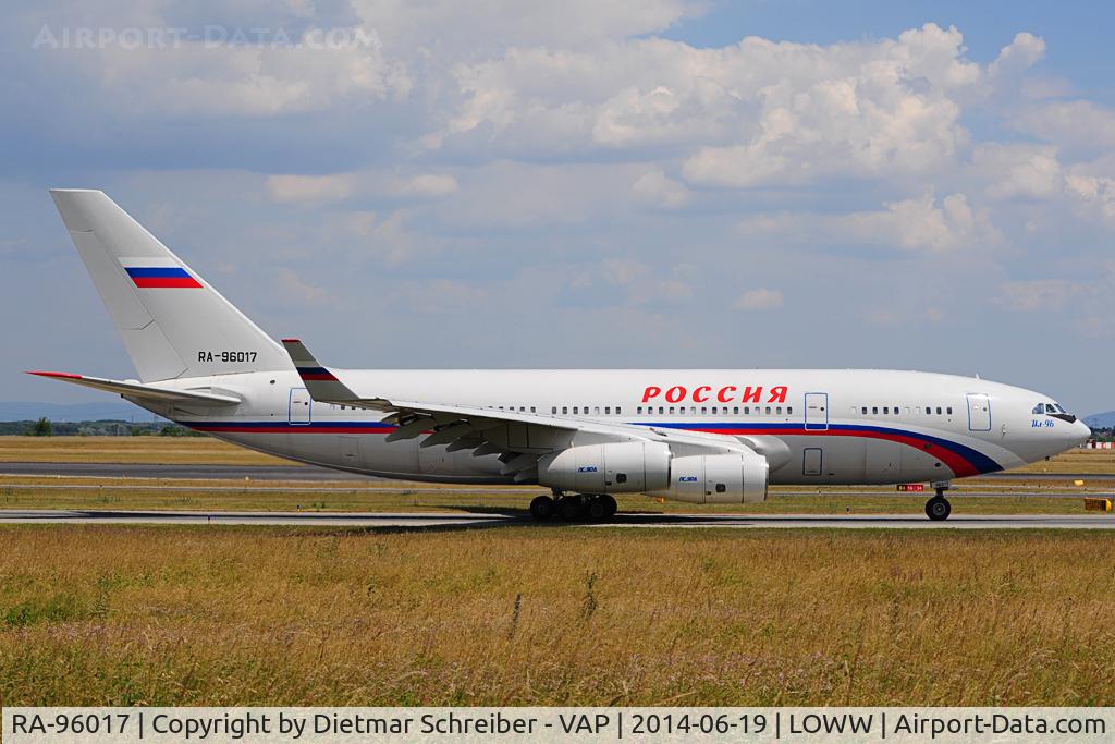 RA-96017, 2004 Ilyushin Il-96-300 C/N 74392302011, Rossija Ilyushin 96