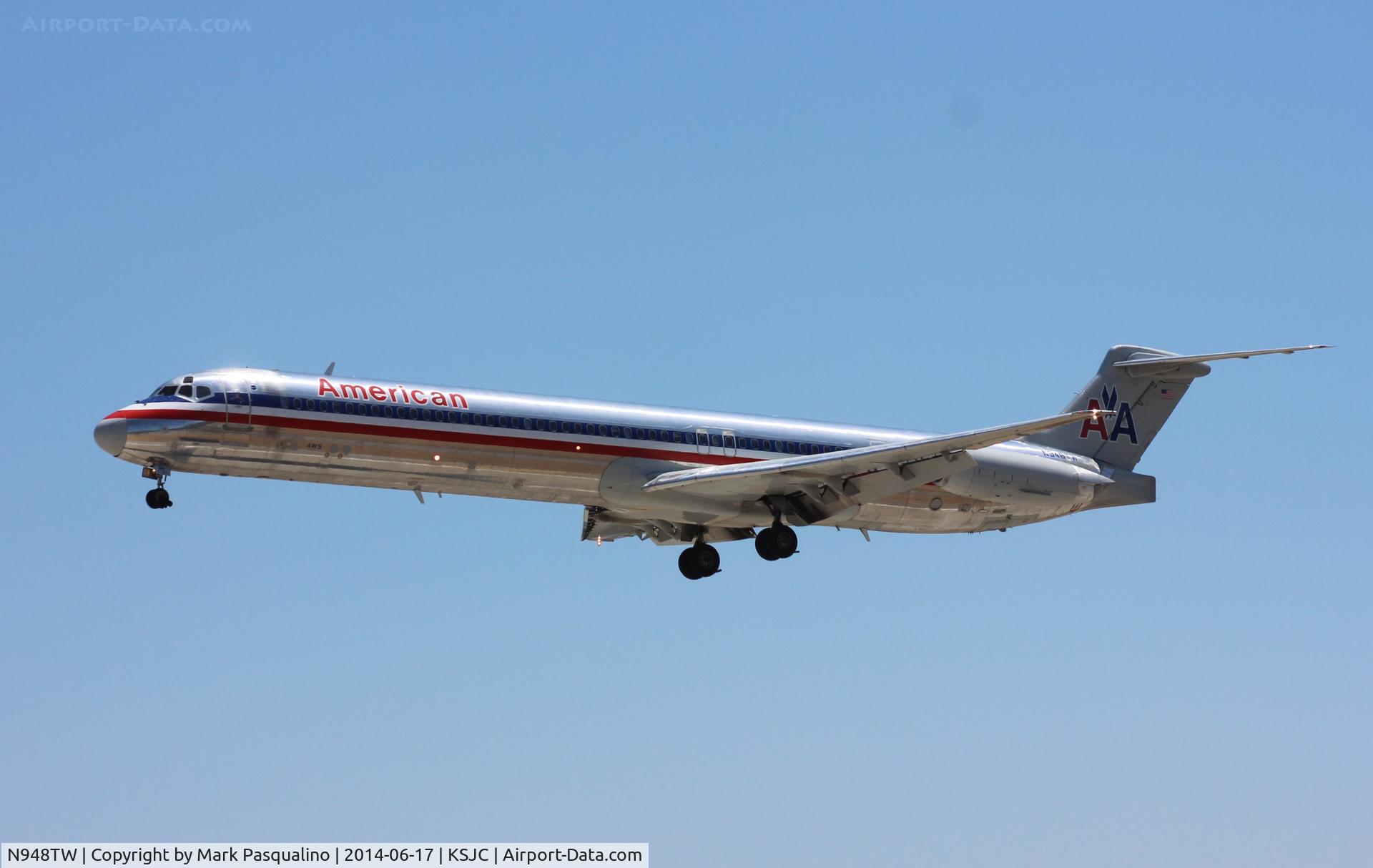 N948TW, 1987 McDonnell Douglas MD-83 (DC-9-83) C/N 49575, MD-83