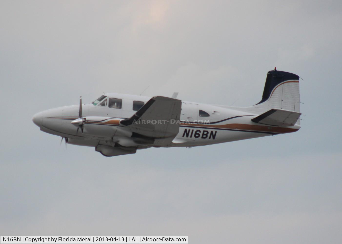 N16BN, 1962 Beech U-8F Seminole C/N LF-61, Beech U-8F Queen Air