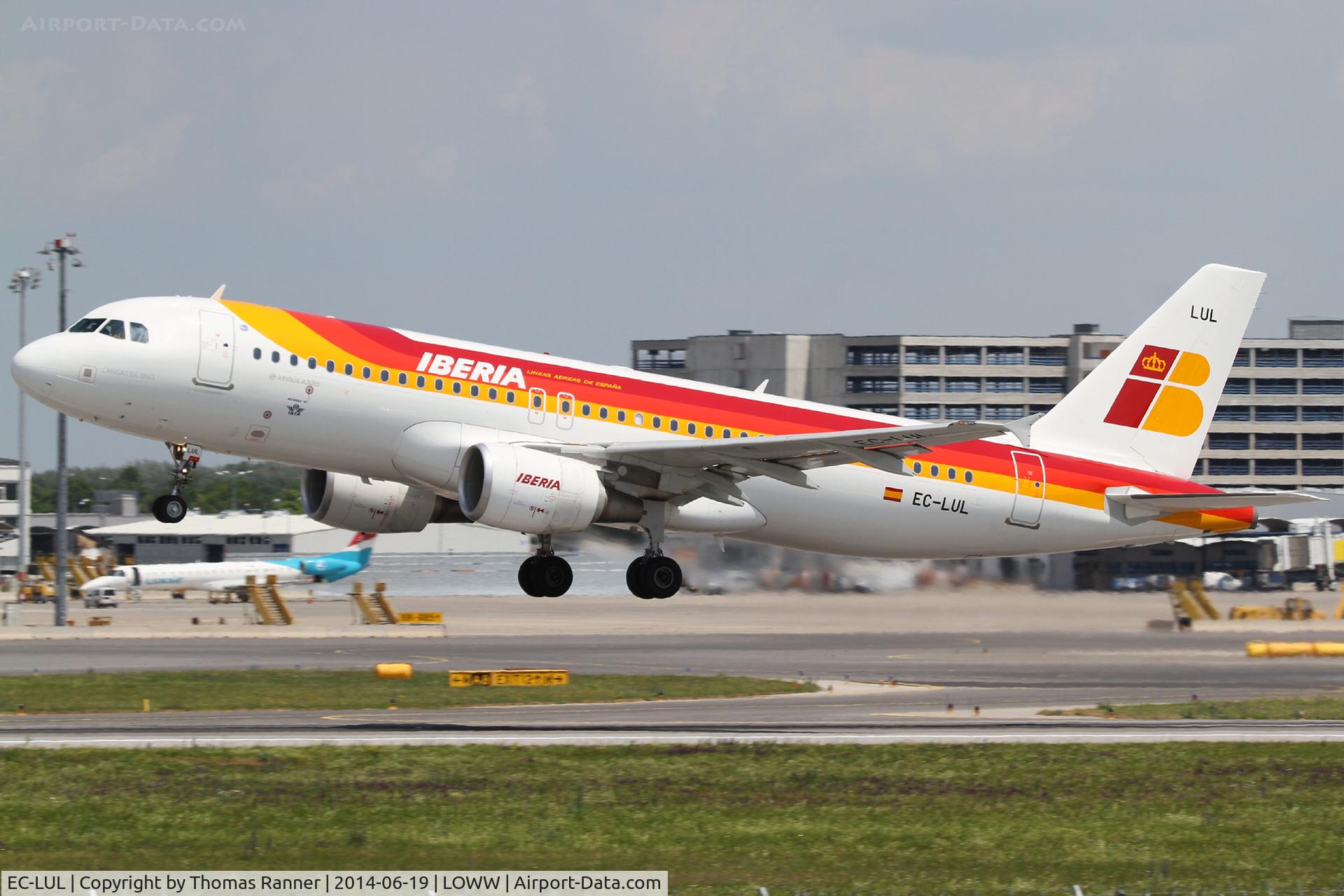 EC-LUL, 2013 Airbus A320-216 C/N 5486, Iberia A320