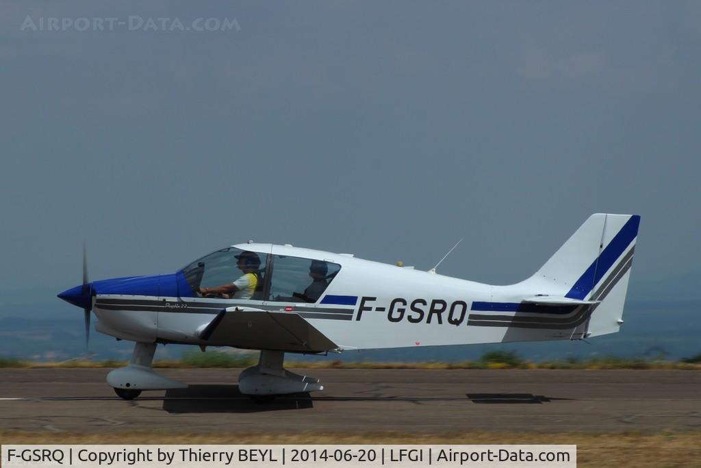 F-GSRQ, Robin DR.400-120 Dauphin C/N 2400, Takeoff