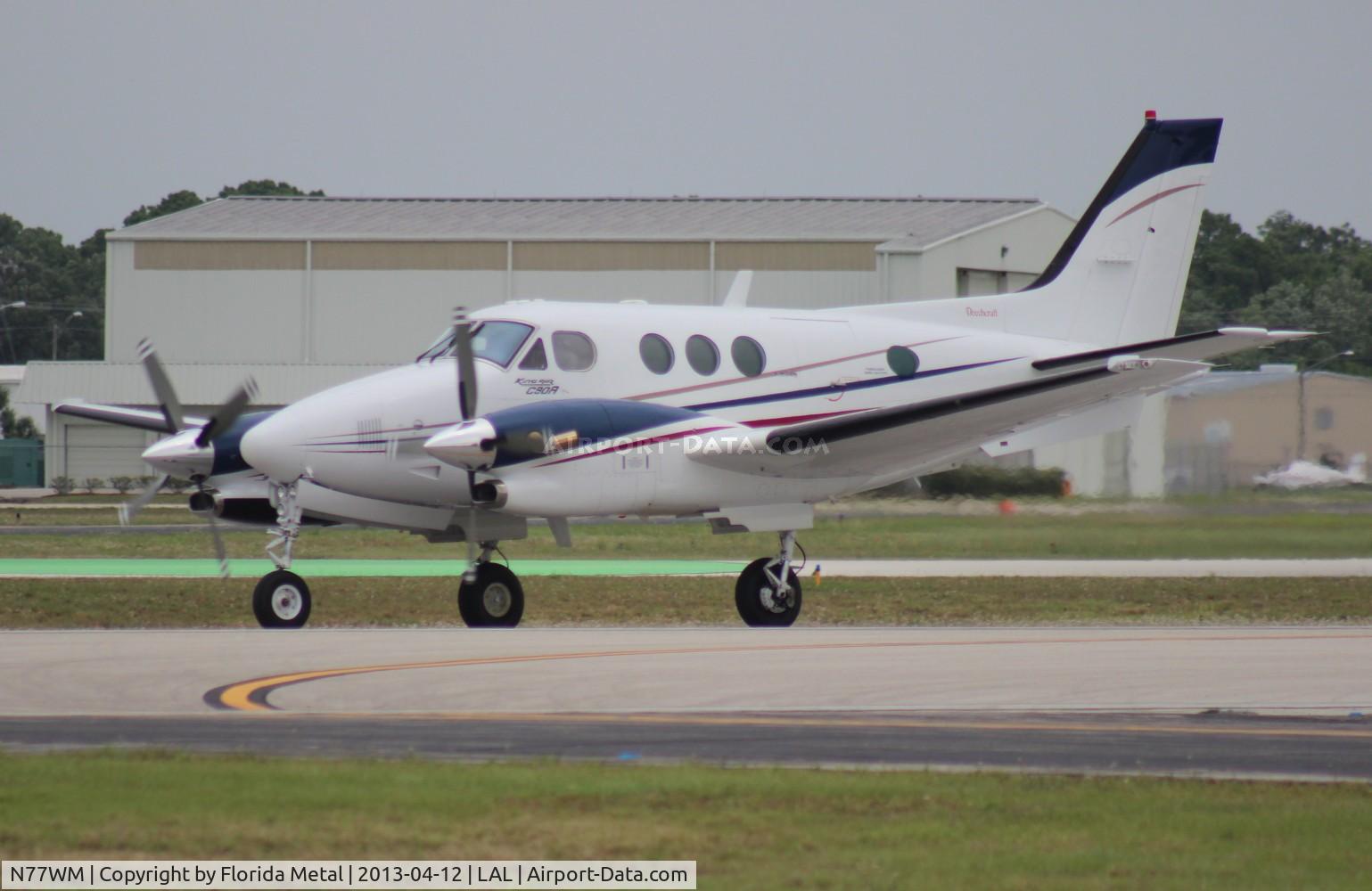 N77WM, 1986 Beech C90 King Air C/N LJ-1133, Beech C90