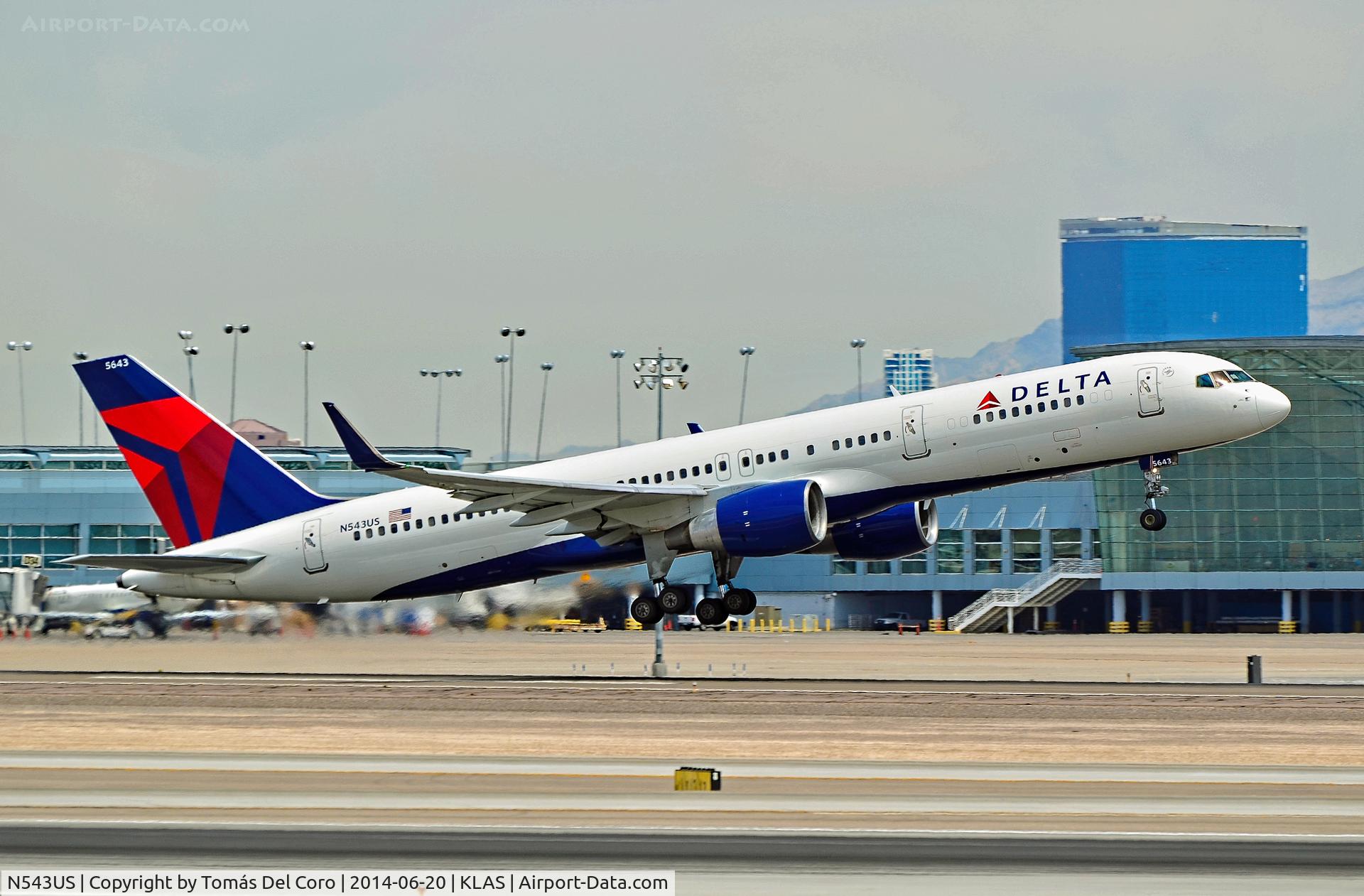 N543US, 1996 Boeing 757-251 C/N 26490, N543US Delta Air Lines 1996 Boeing 757-251(WL) - cn 26490 / ln 709

McCarran International Airport (KLAS)
Las Vegas, Nevada
TDelCoro
June 20, 2014