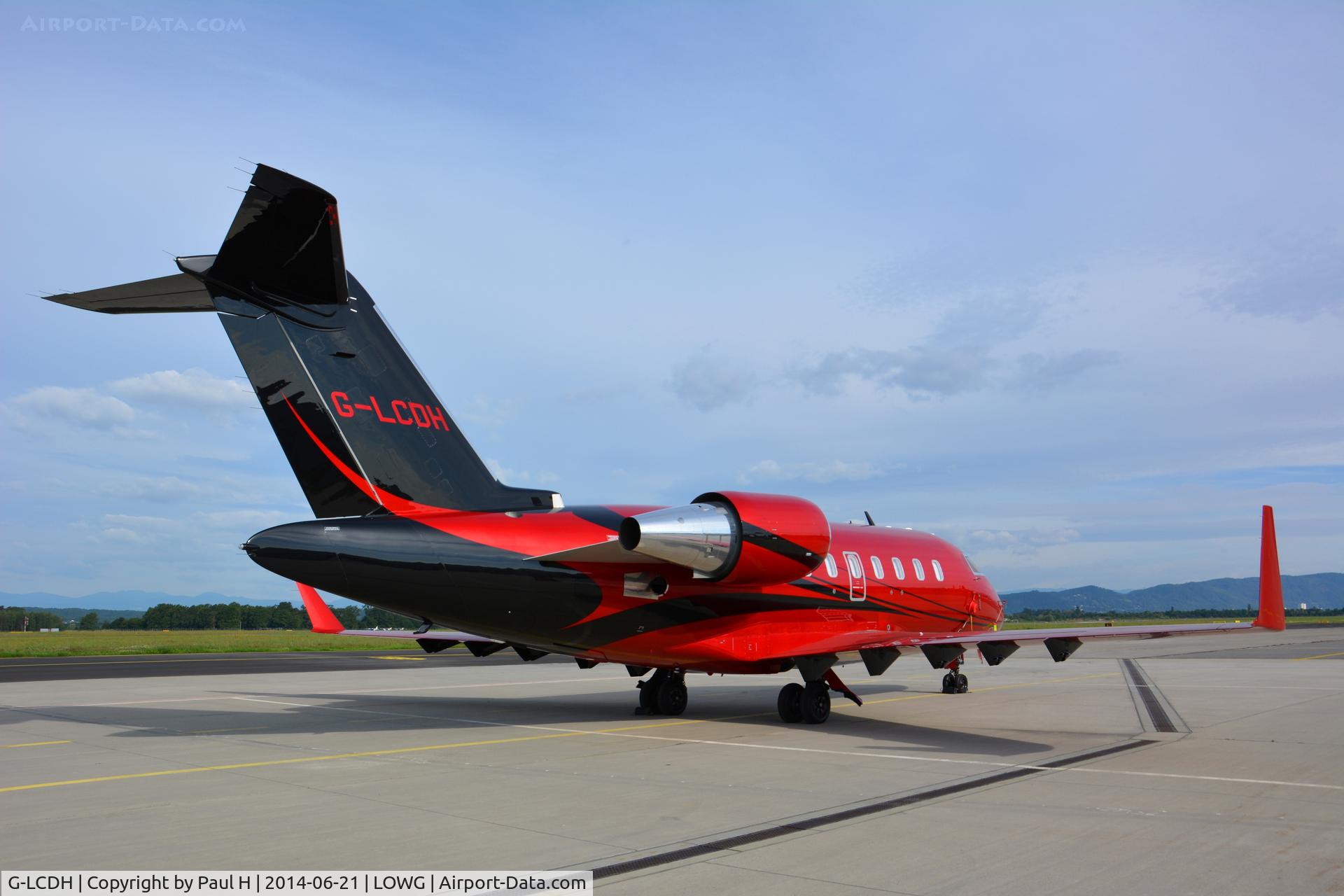 G-LCDH, 2012 Bombardier Challenger 605 (CL-600-2B16) C/N 5904, CL-600 of Lewis Hamilton at LOWG
