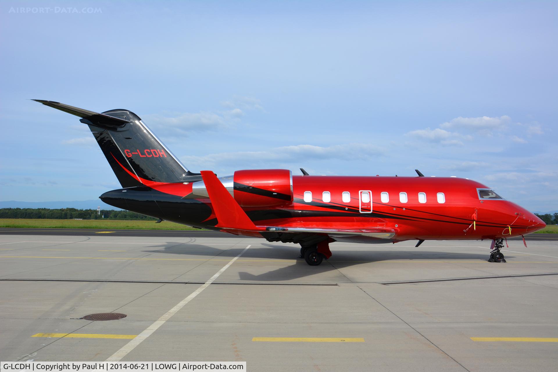 G-LCDH, 2012 Bombardier Challenger 605 (CL-600-2B16) C/N 5904, CL-600 of Lewis Hamilton at LOWG
