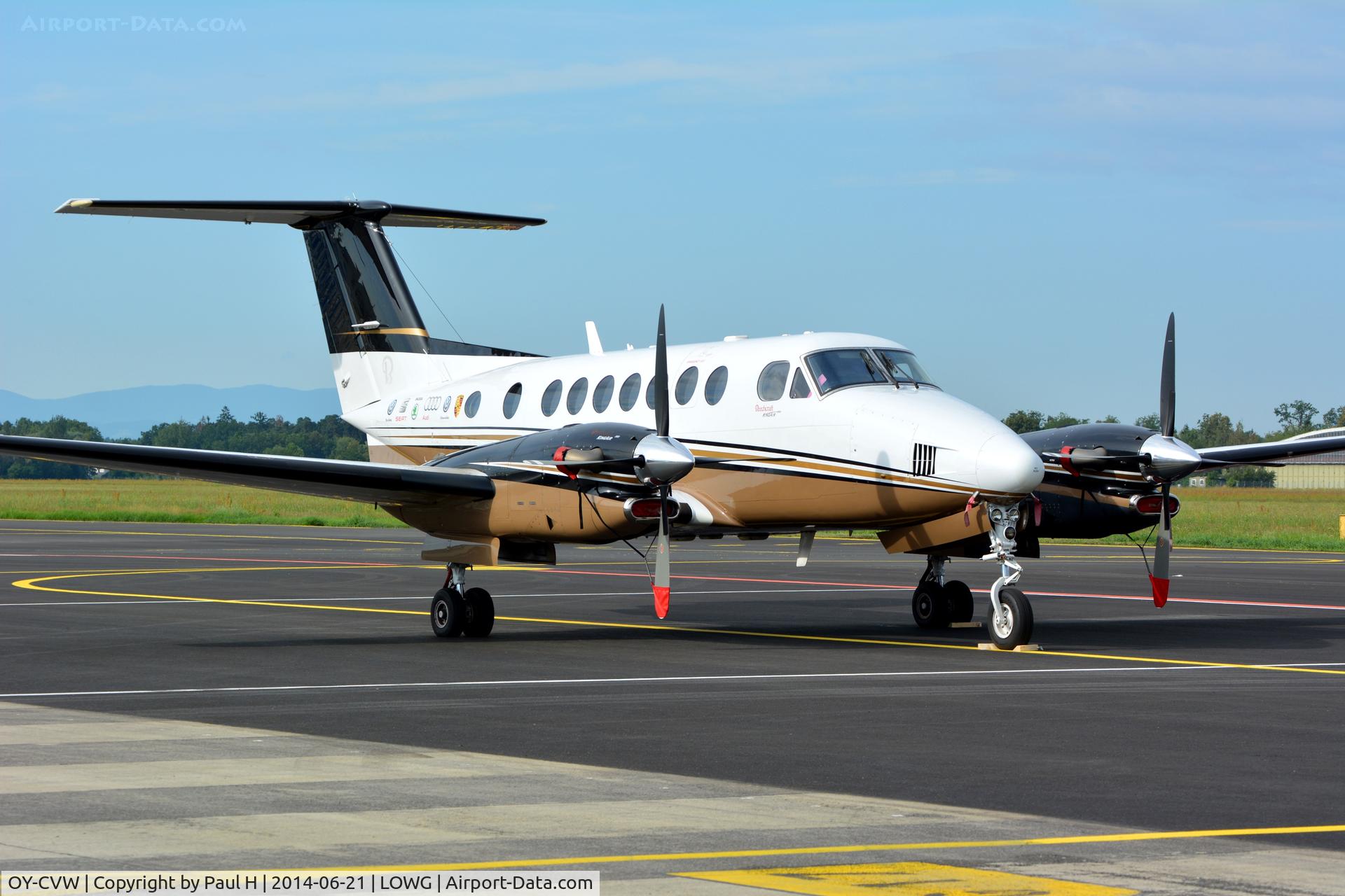 OY-CVW, 2007 Beechcraft B300 Super King Air 350 C/N FL-569, At LOWG