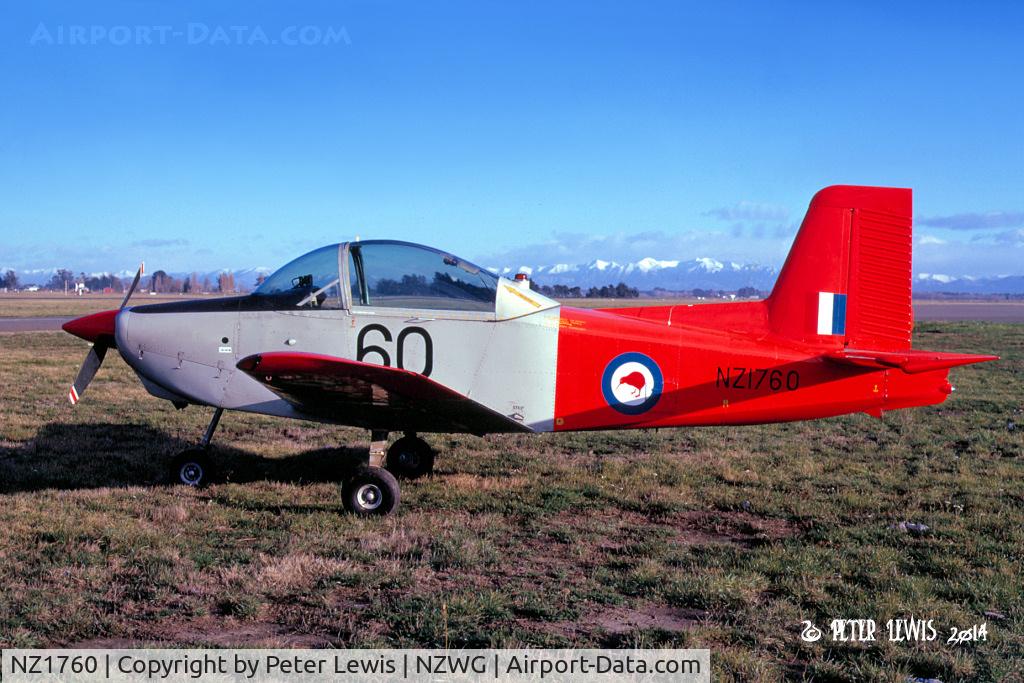 NZ1760, 1970 AESL Airtourer T6 C/N A542, At Wigram, 1972