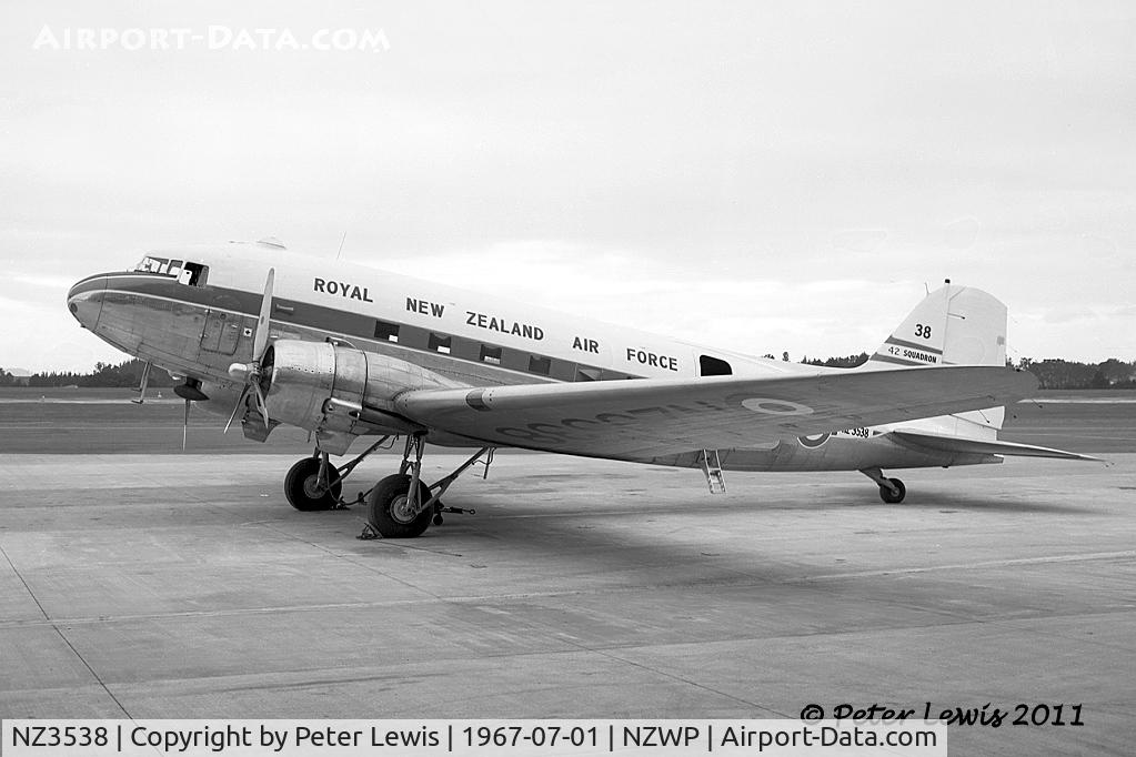 NZ3538, 1944 Douglas C-47B Skytrain (DC-3) C/N 32897, ParaDak serving with 42Sdn RNZAF