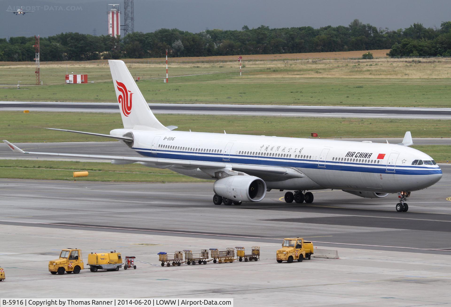 B-5916, 2012 Airbus A330-343X C/N 1383, Air China A330