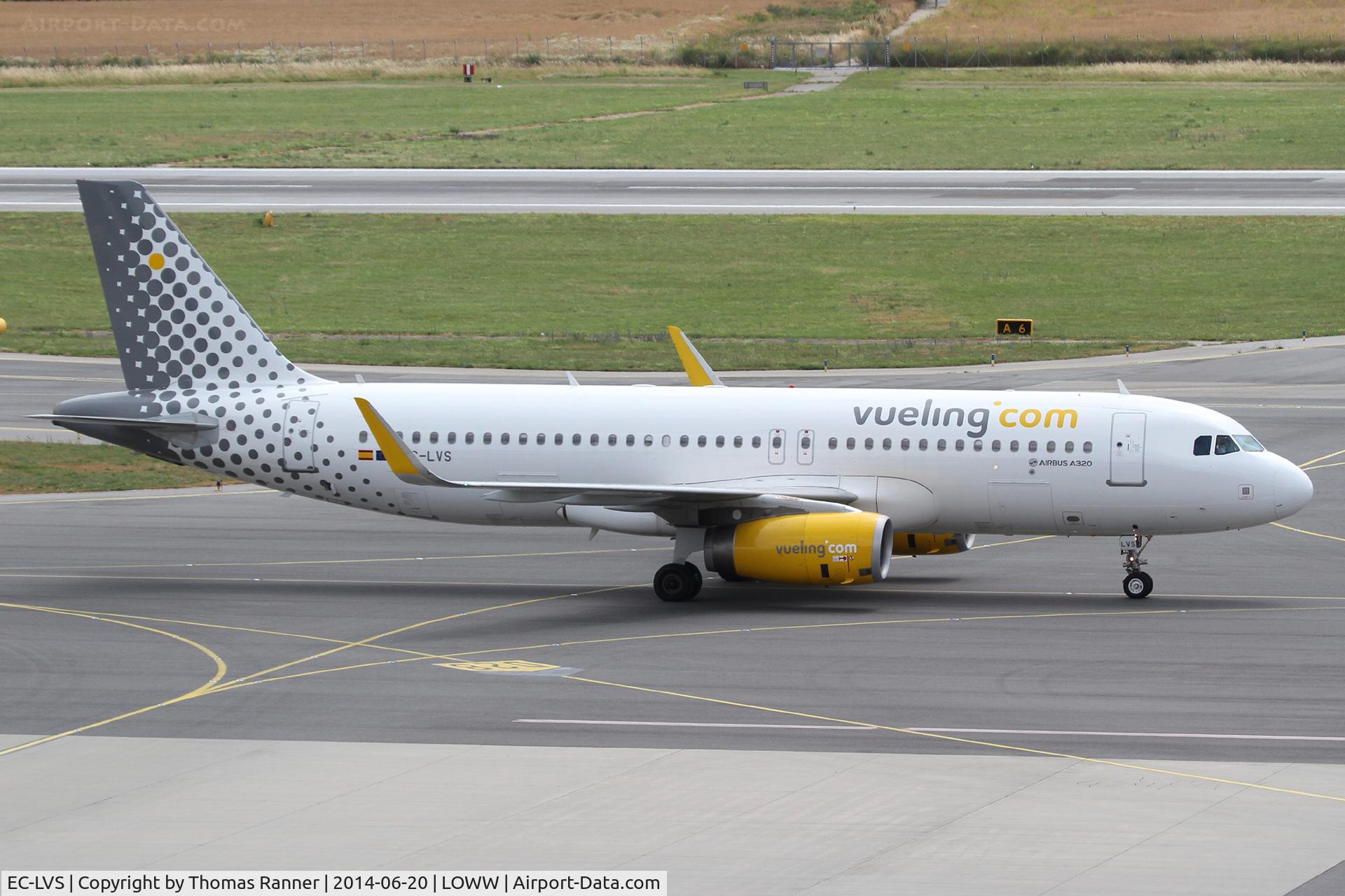 EC-LVS, 2013 Airbus A320-232 C/N 5599, Vueling A320