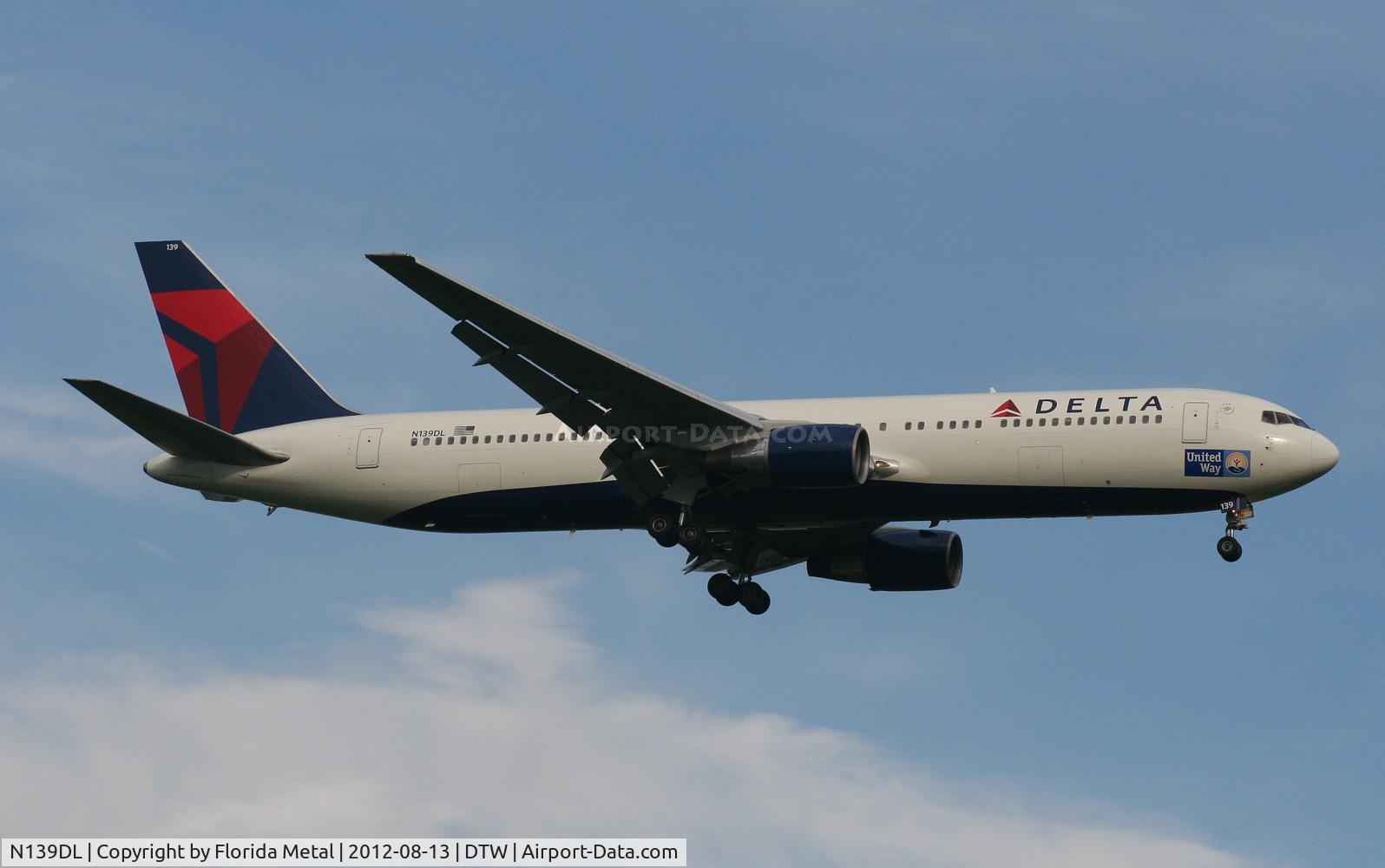 N139DL, 1992 Boeing 767-332 C/N 25984, Delta 767-300
