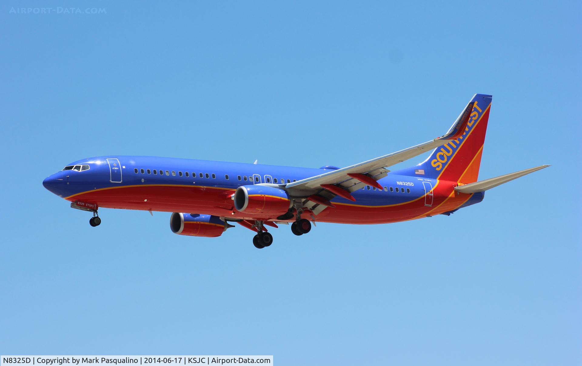 N8325D, 2012 Boeing 737-8H4 C/N 37003, Boeing 737-800