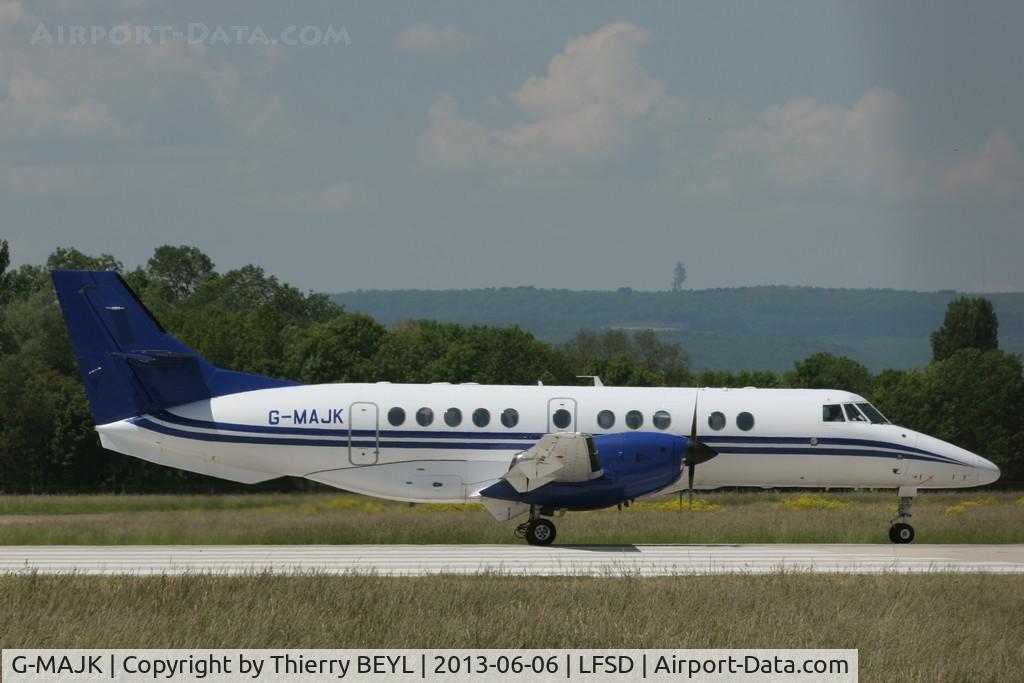 G-MAJK, 1995 British Aerospace Jetstream 41 C/N 41070, Before takeoff