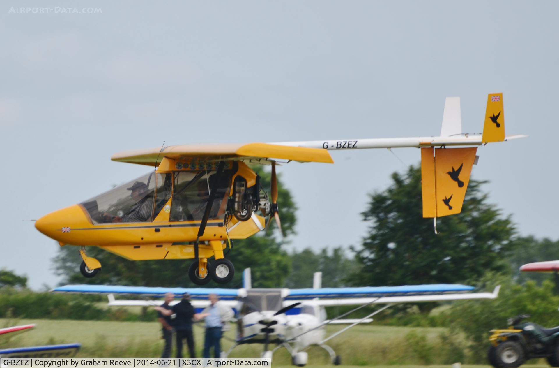 G-BZEZ, 2000 CFM Streak Shadow SA C/N PFA 206-13503, Landing at Crabfield 2014.