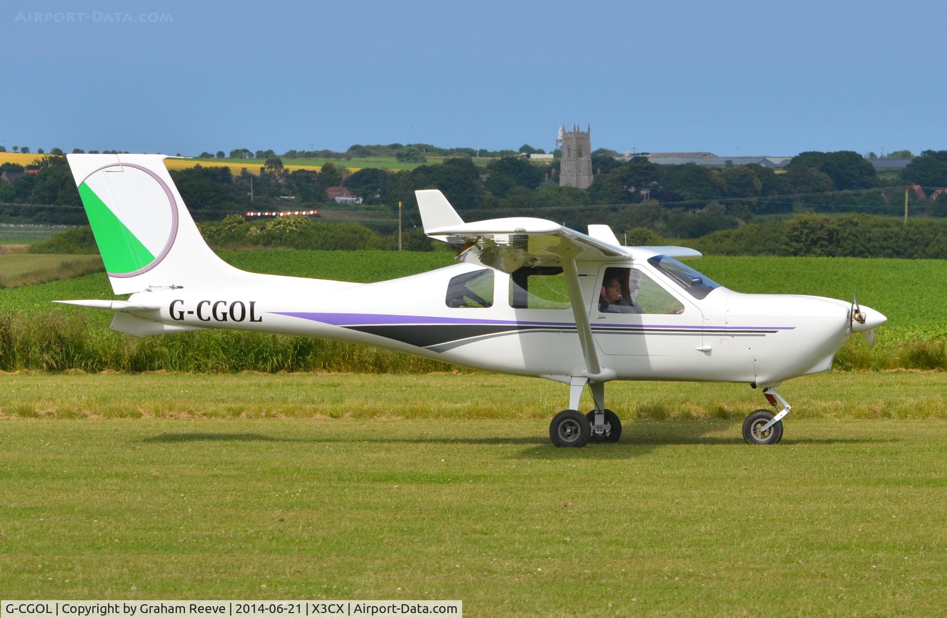 G-CGOL, 2010 Jabiru J430 C/N LAA 336-14959, Crabfield 2014.
