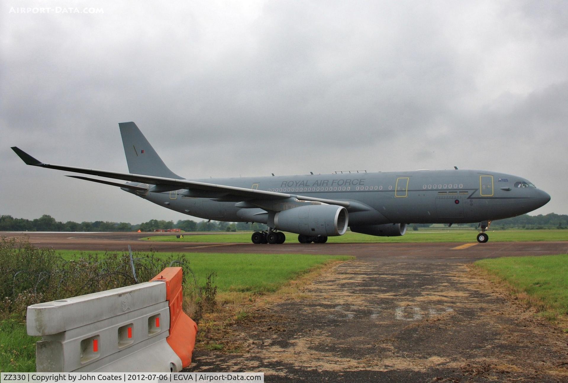 ZZ330, 2009 Airbus KC2 Voyager (A330-243MRTT) C/N 1046, Wet RIAT arrival