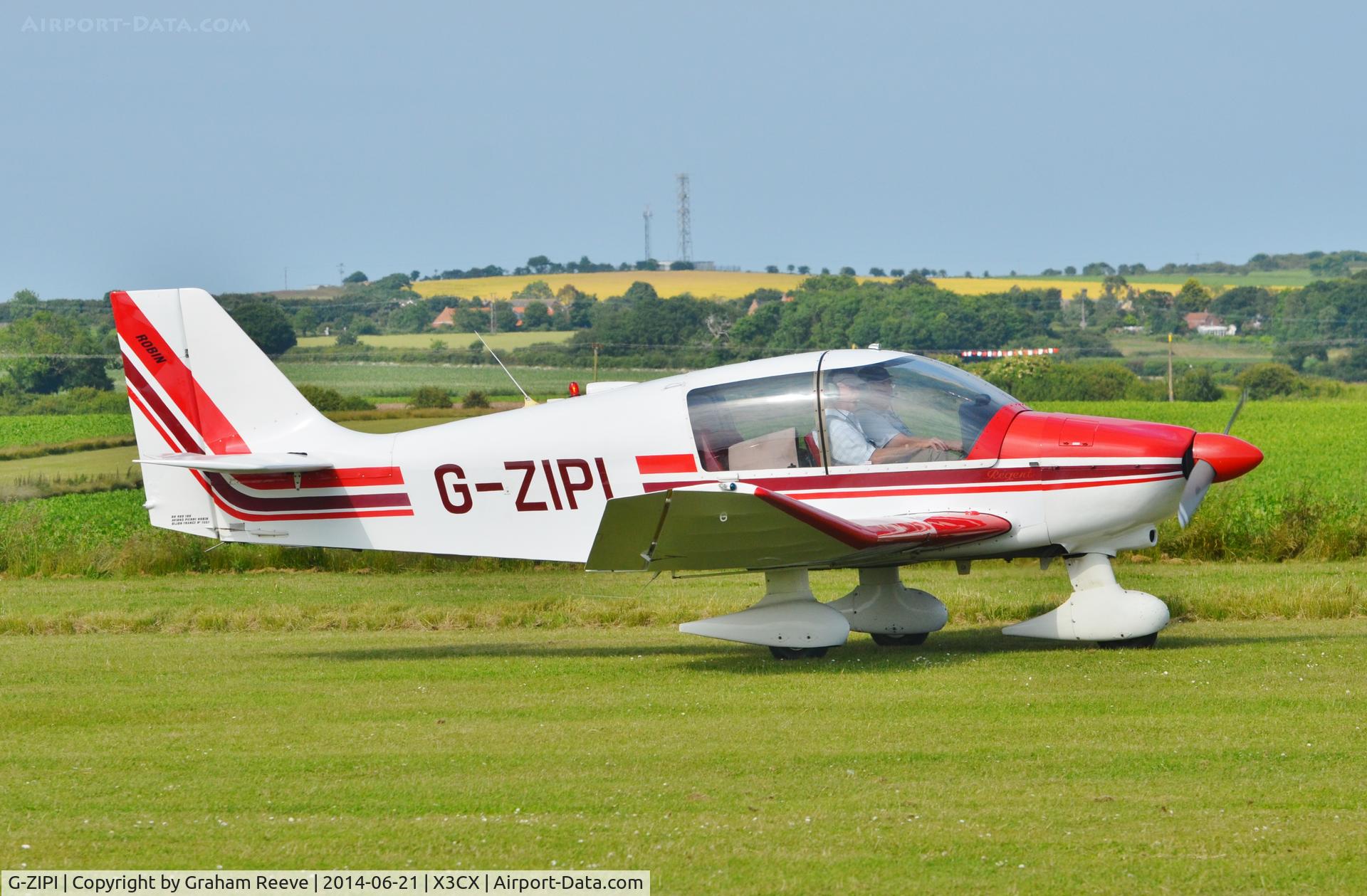 G-ZIPI, 1982 Robin DR-400-180 Regent Regent C/N 1557, Crabfield 2014.