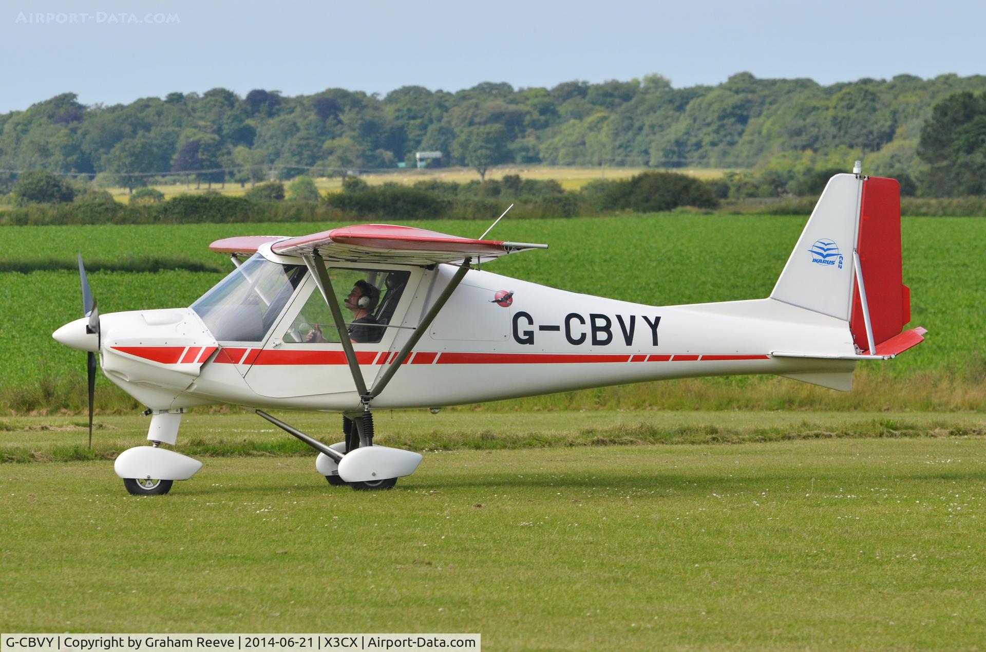 G-CBVY, 2002 Comco Ikarus C42 FB UK C/N PFA 322-13835, Crabfield 2014.