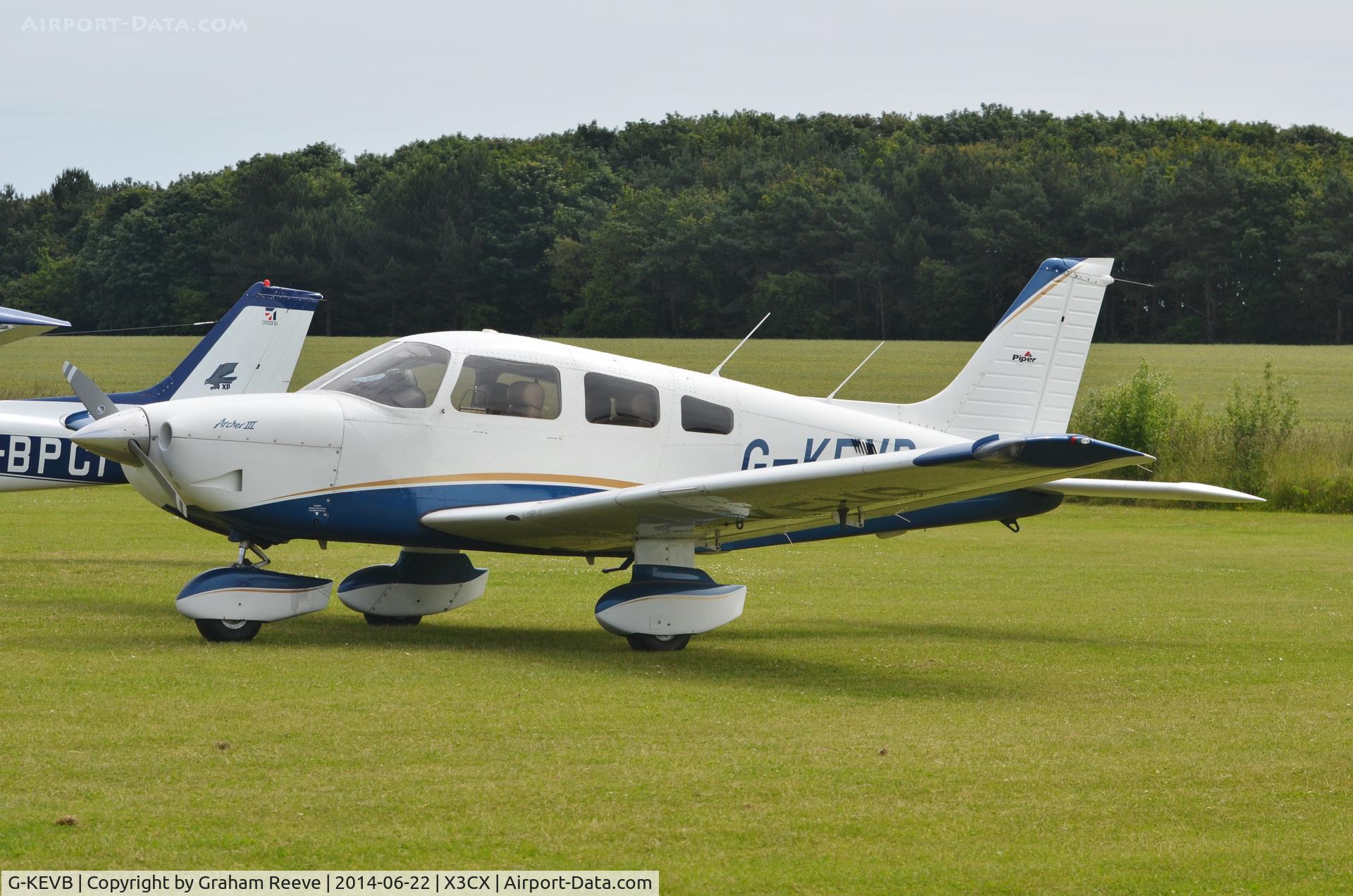 G-KEVB, 1997 Piper PA-28-181 Cherokee Archer III C/N 2843098, Crabfield 2014.