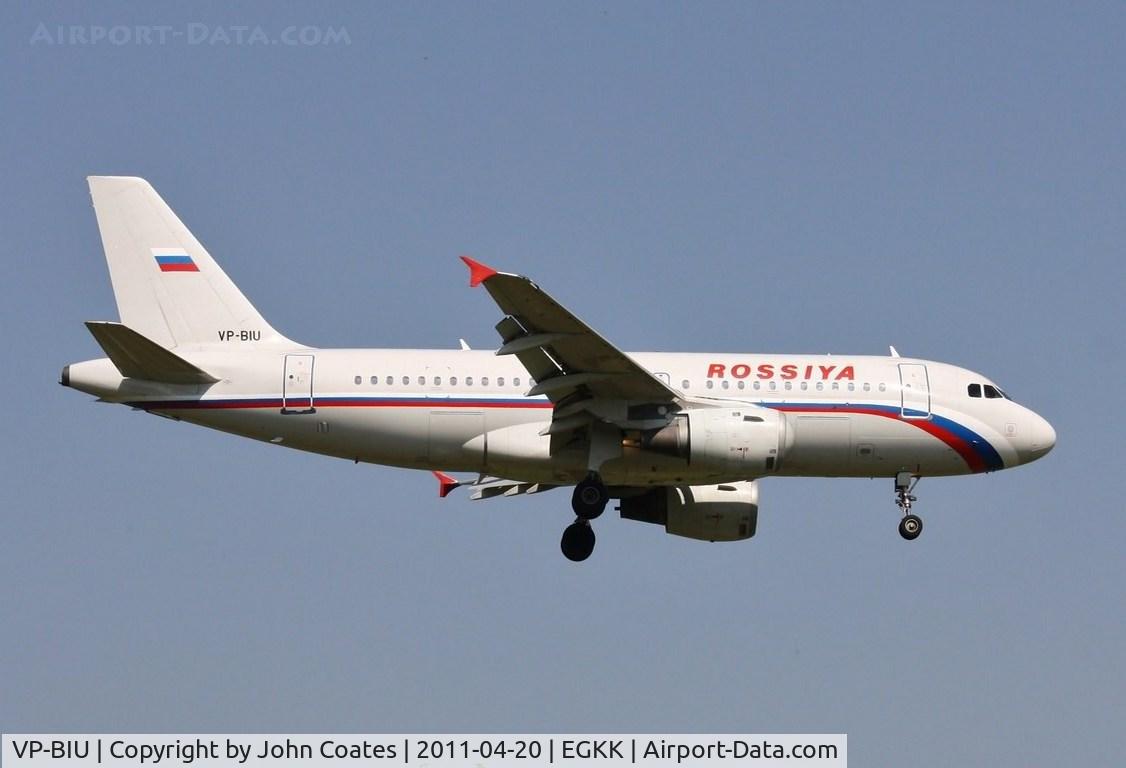 VP-BIU, 1997 Airbus A319-114 C/N 649, Arriving