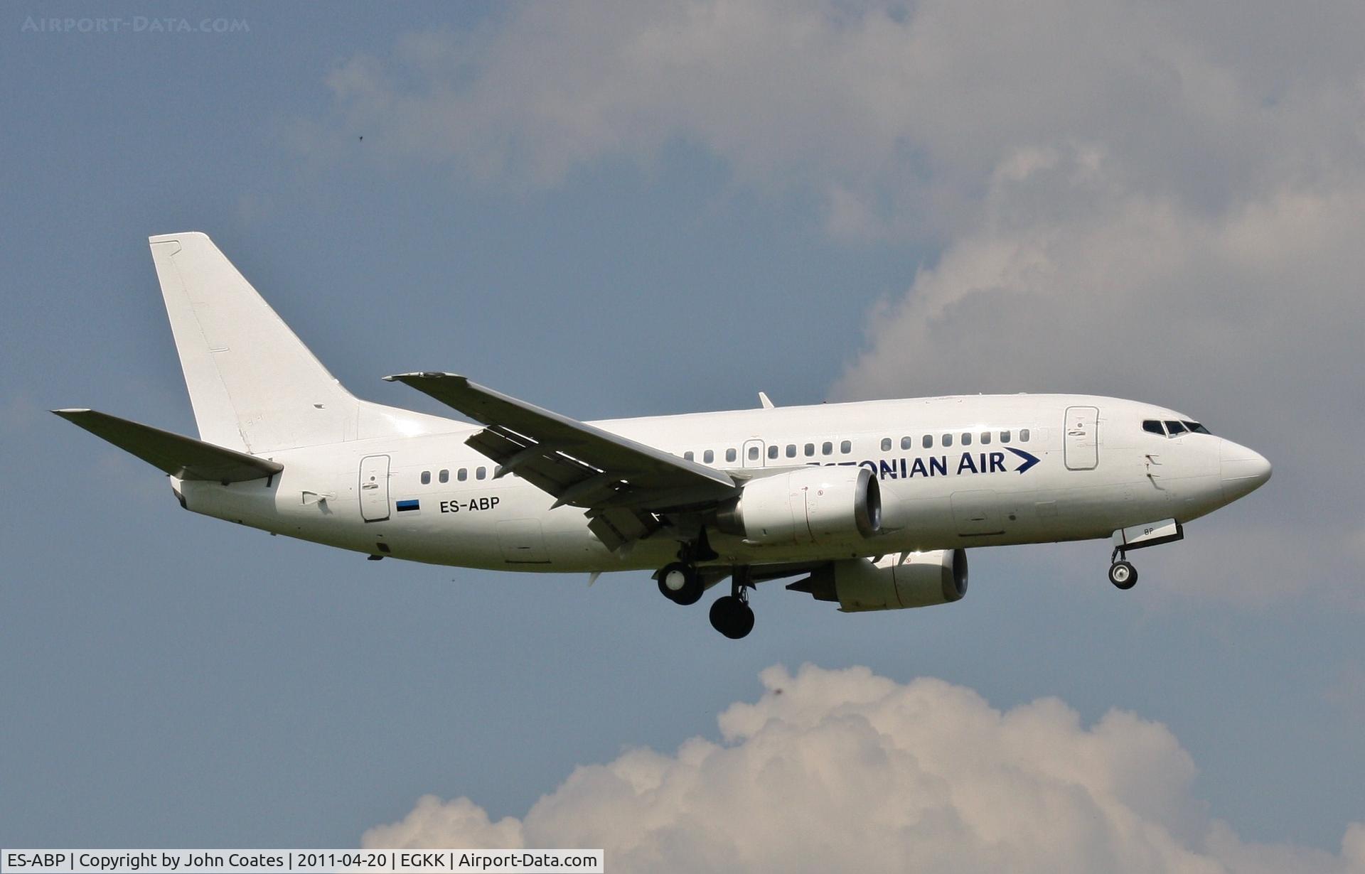 ES-ABP, 1995 Boeing 737-528 C/N 27425, Finals 08