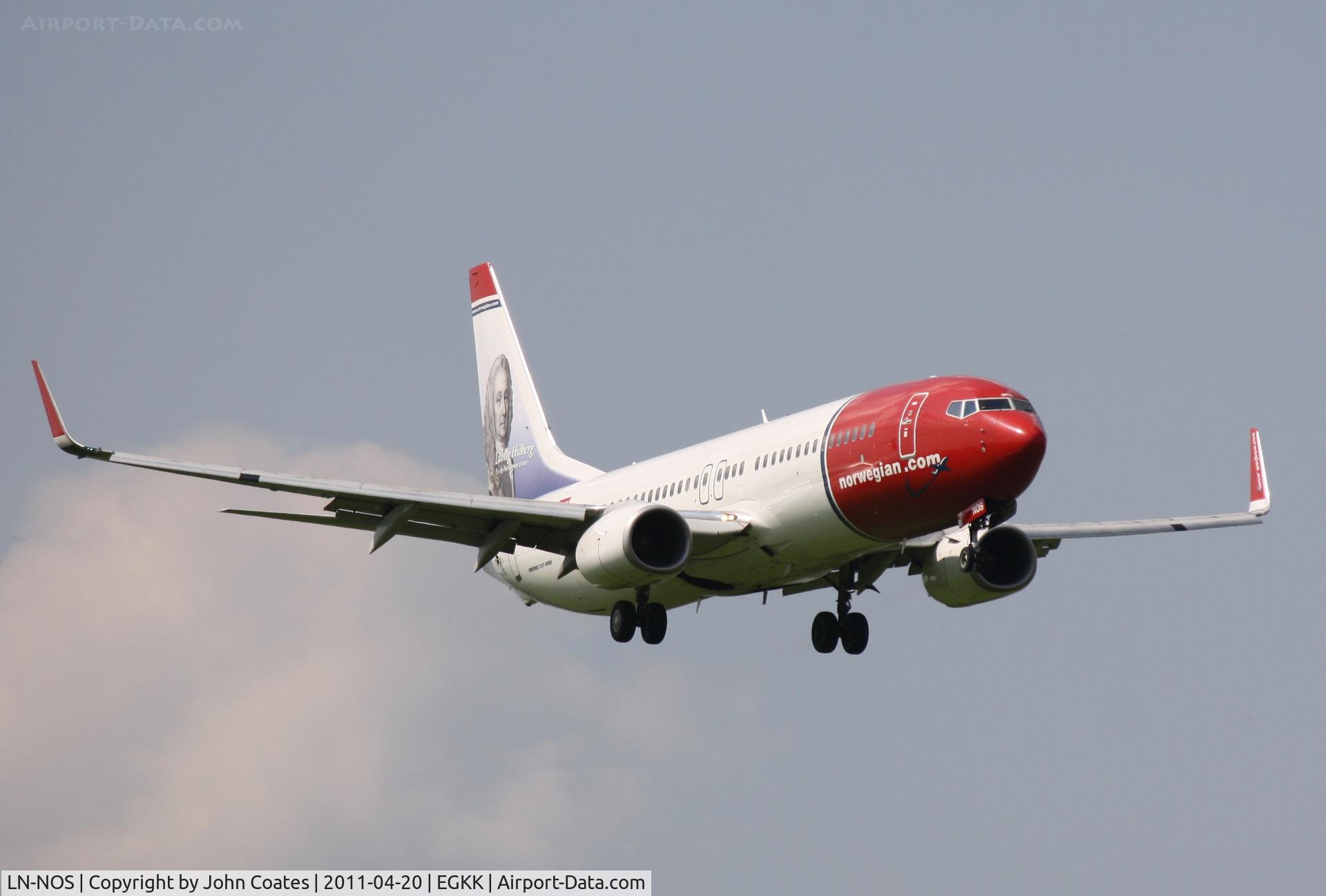 LN-NOS, 2004 Boeing 737-8BK C/N 33018, Approach