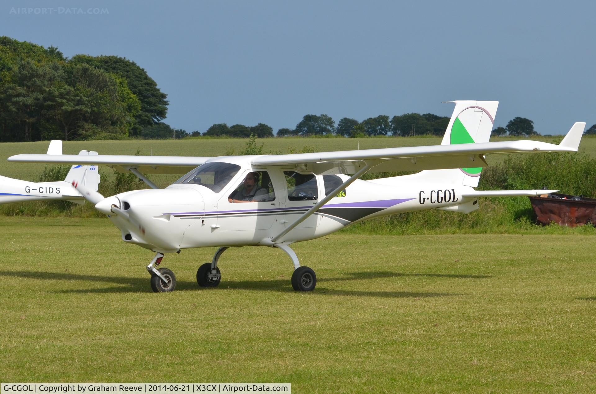 G-CGOL, 2010 Jabiru J430 C/N LAA 336-14959, Crabfield 2014.