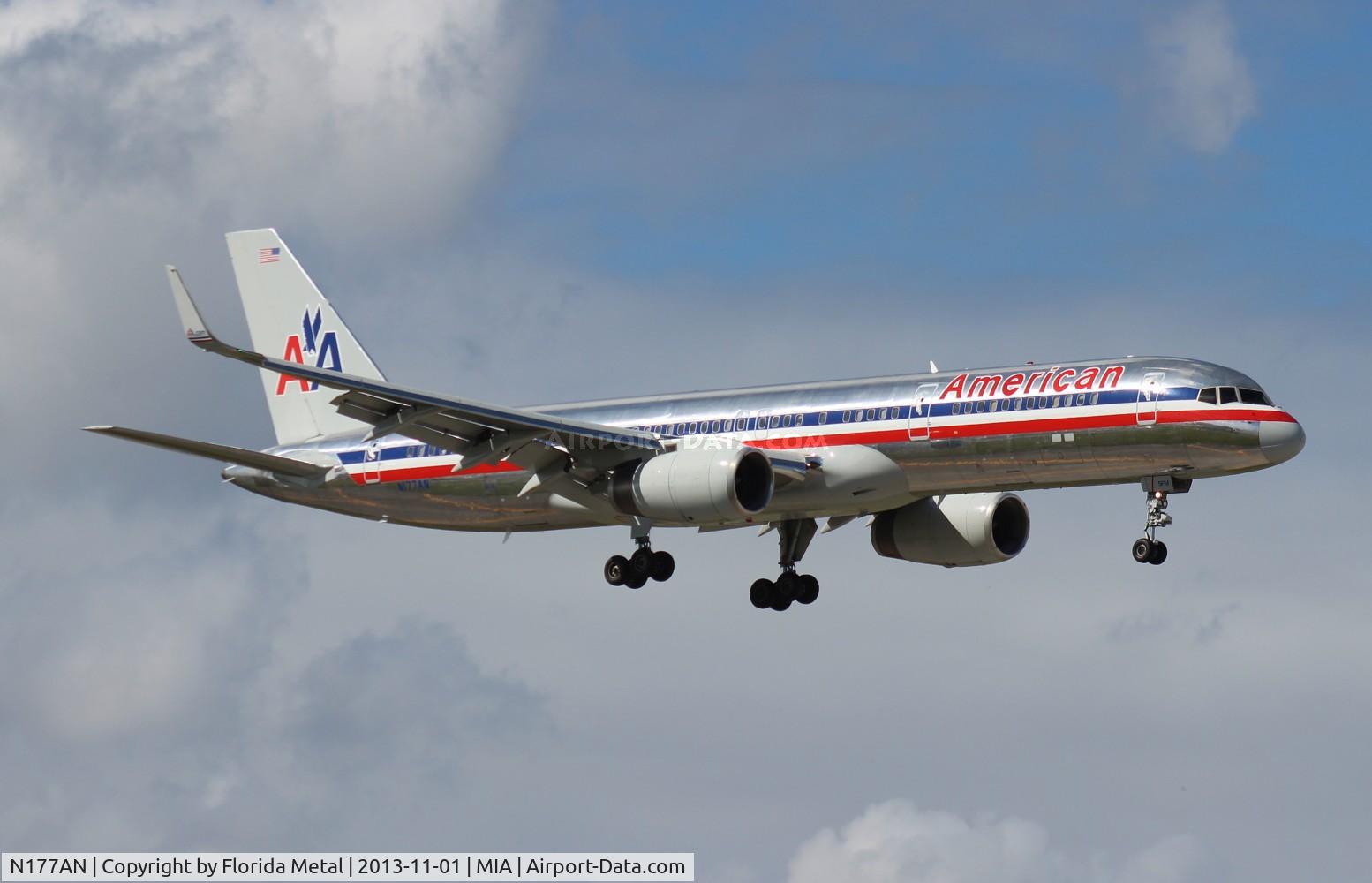 N177AN, 2002 Boeing 757-223 C/N 32396, American 757-200