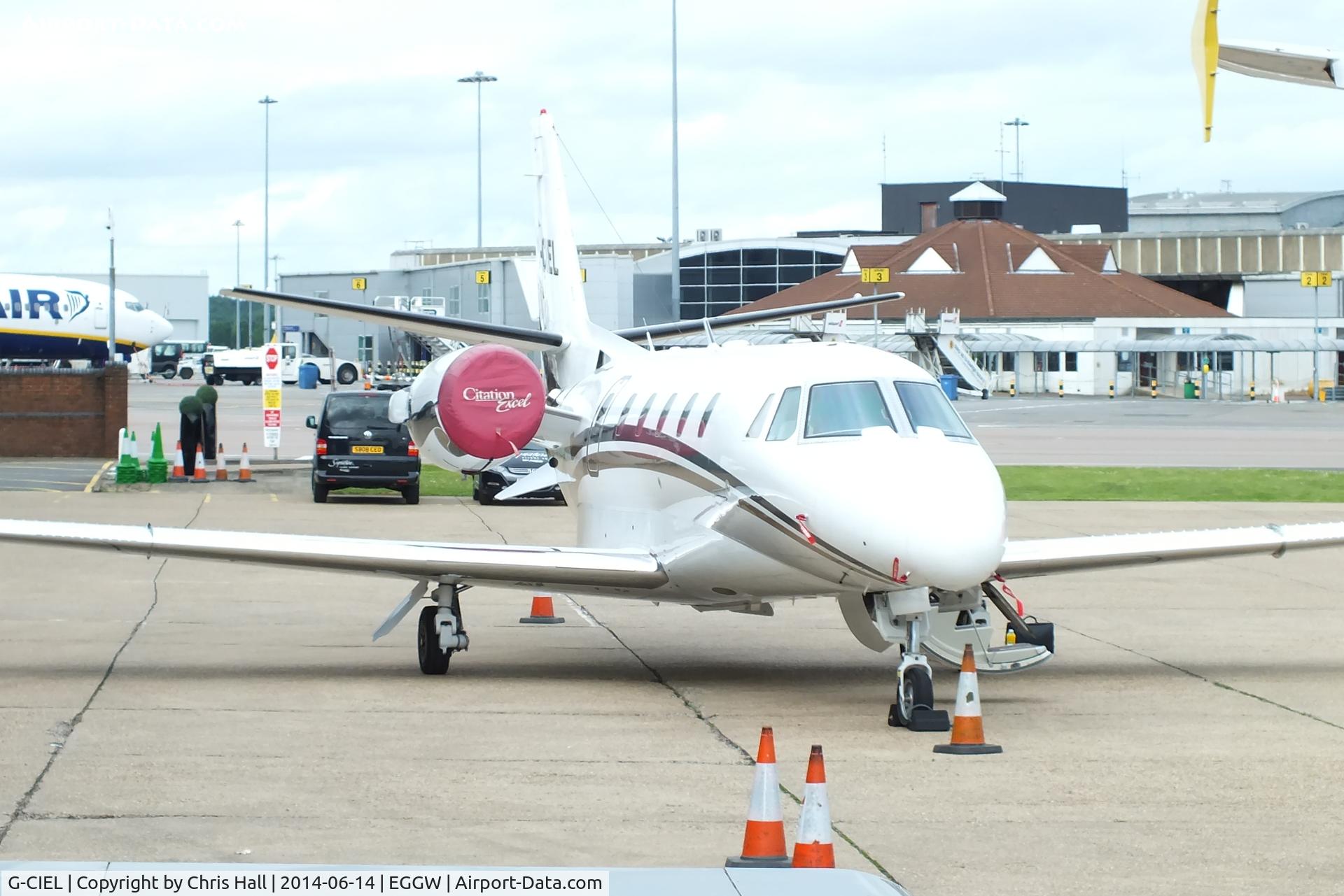 G-CIEL, 2002 Cessna 560XL Citation Excel C/N 560-5247, London Executive Aviation