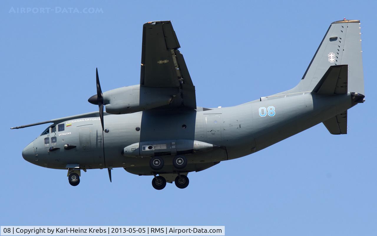 08, Alenia C-27J Spartan C/N 4143, Final RWY 26