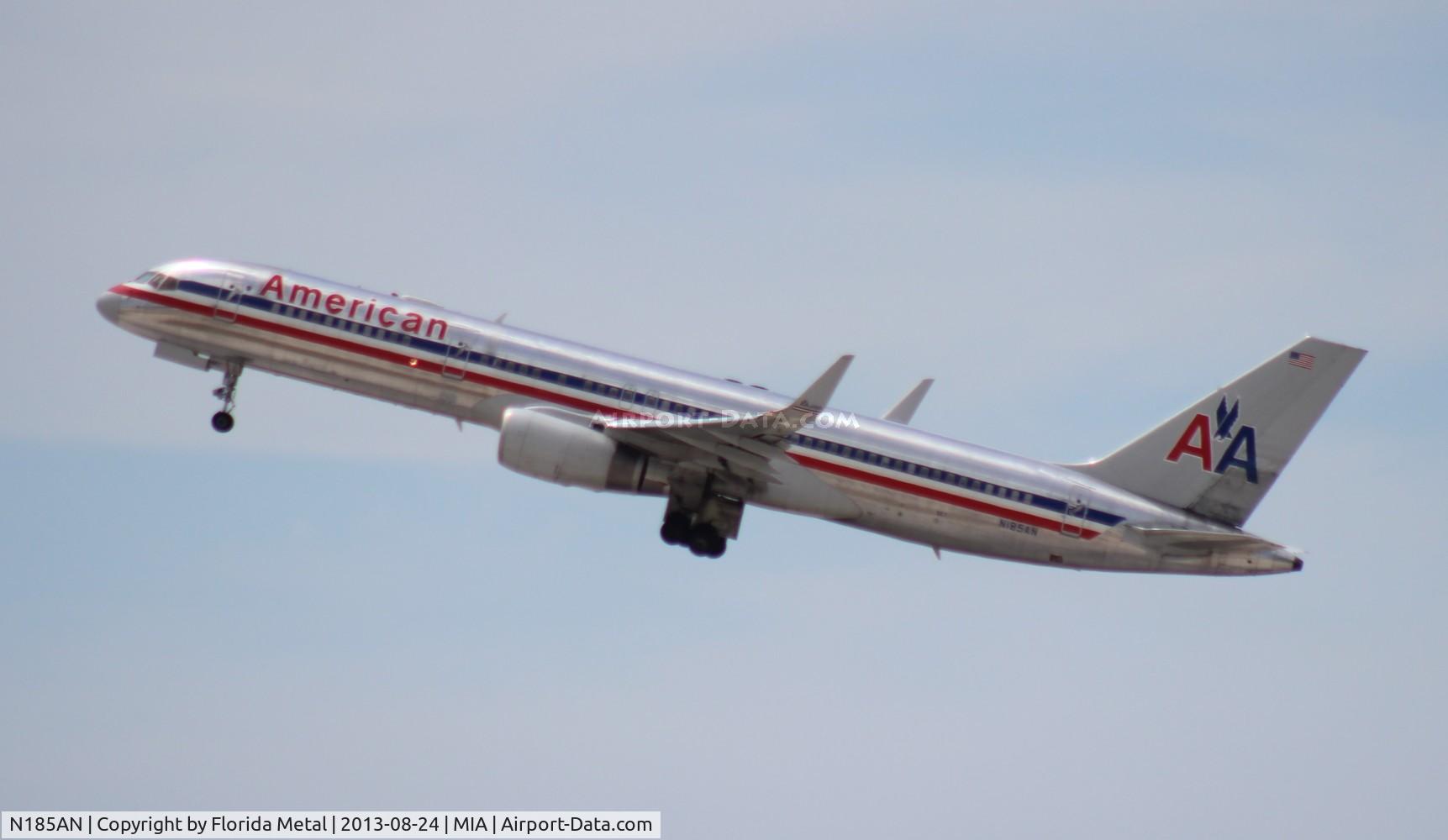 N185AN, 2001 Boeing 757-223 C/N 32379, American 757-200