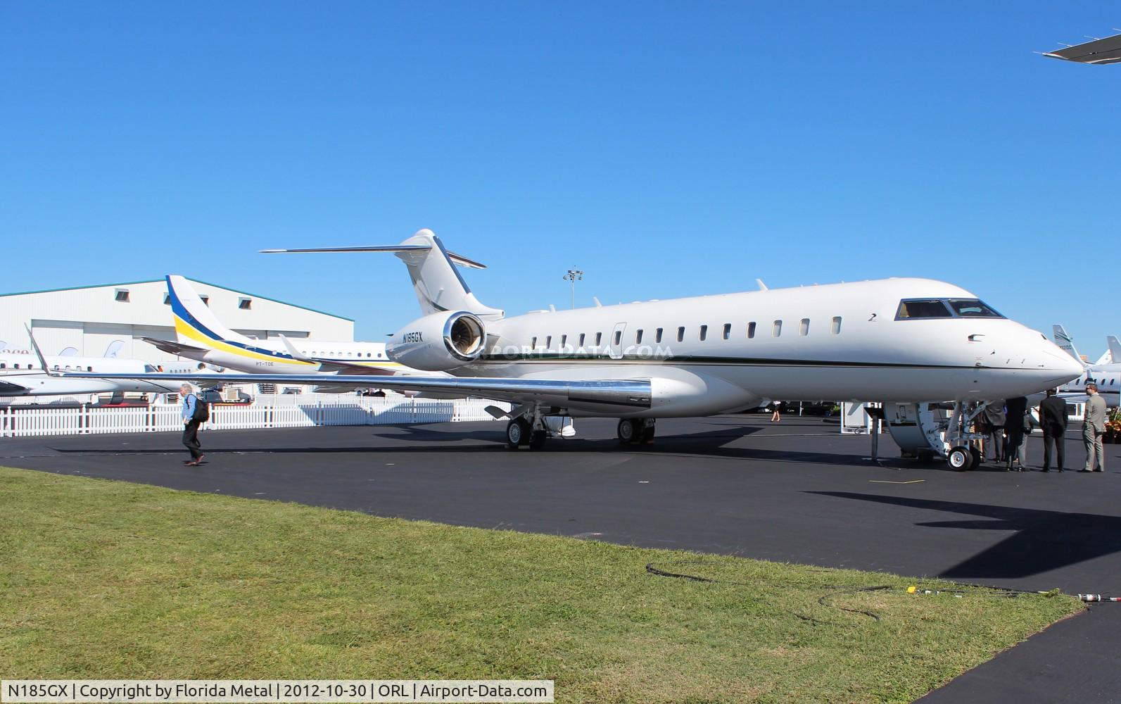N185GX, 2005 Bombardier BD-700-1A10 Global Express C/N 9185, Global Express at NBAA