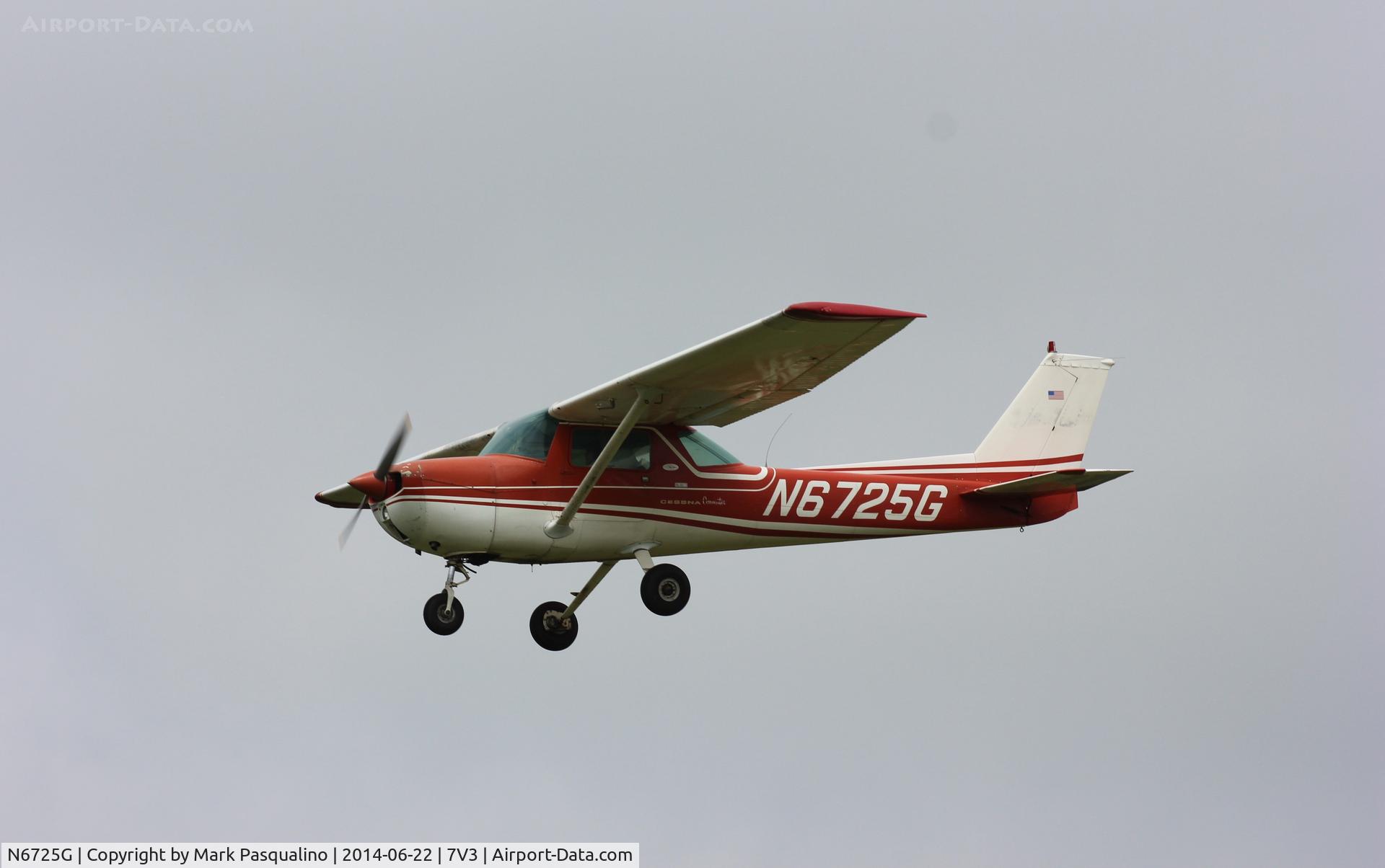 N6725G, 1970 Cessna 150L C/N 15072225, Cessna 150L